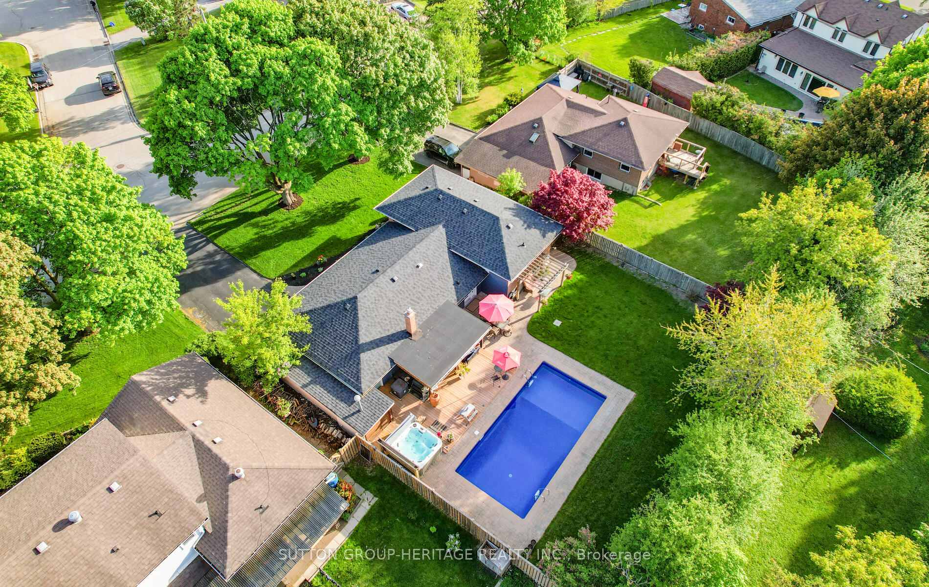 Photo 40 of 4 Clarelyn Boulevard, Ajax, Central West — HOMEH