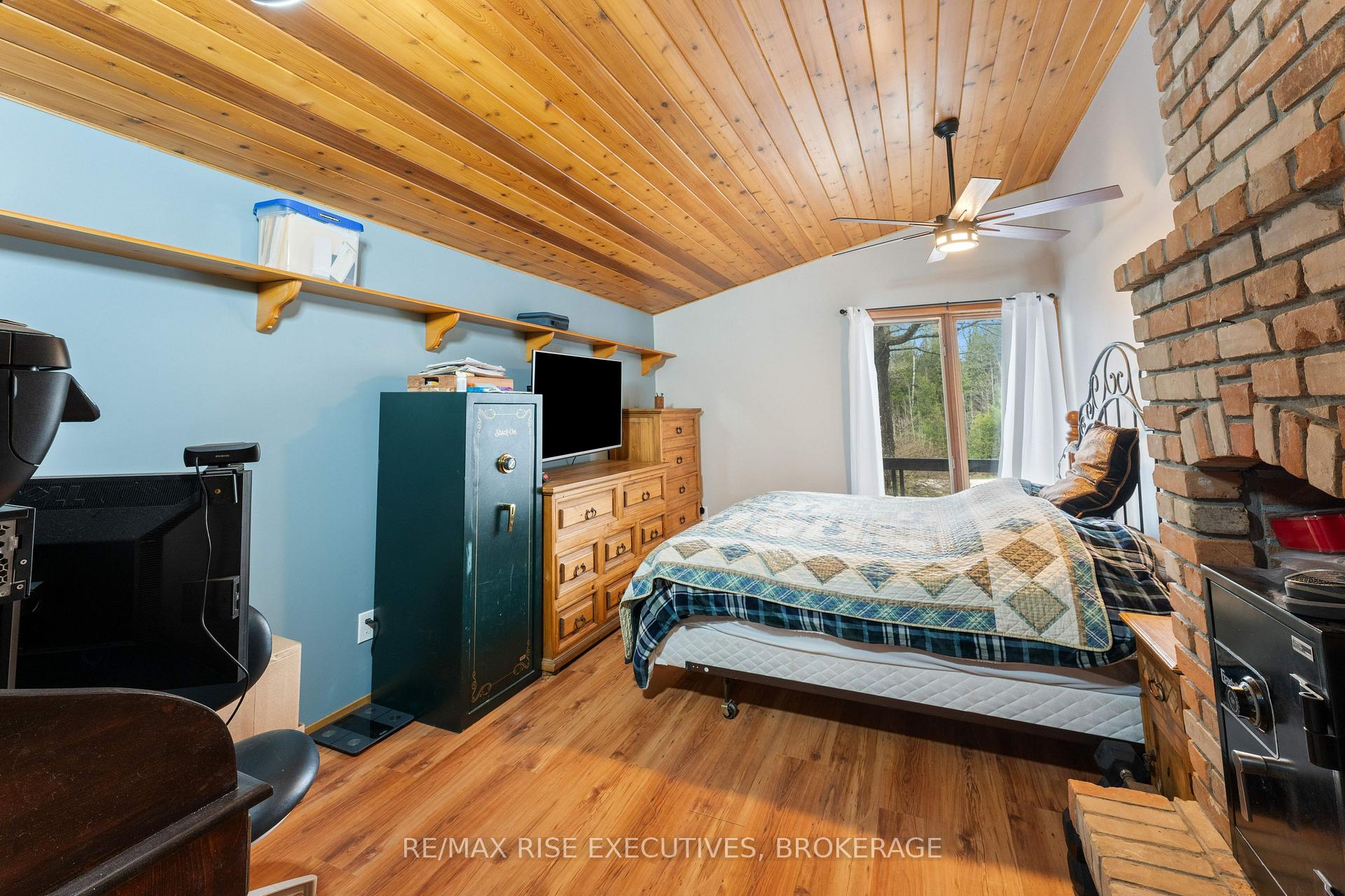 Photo 10 of 7275 Road 506, North Frontenac, Frontenac North — HOMEH