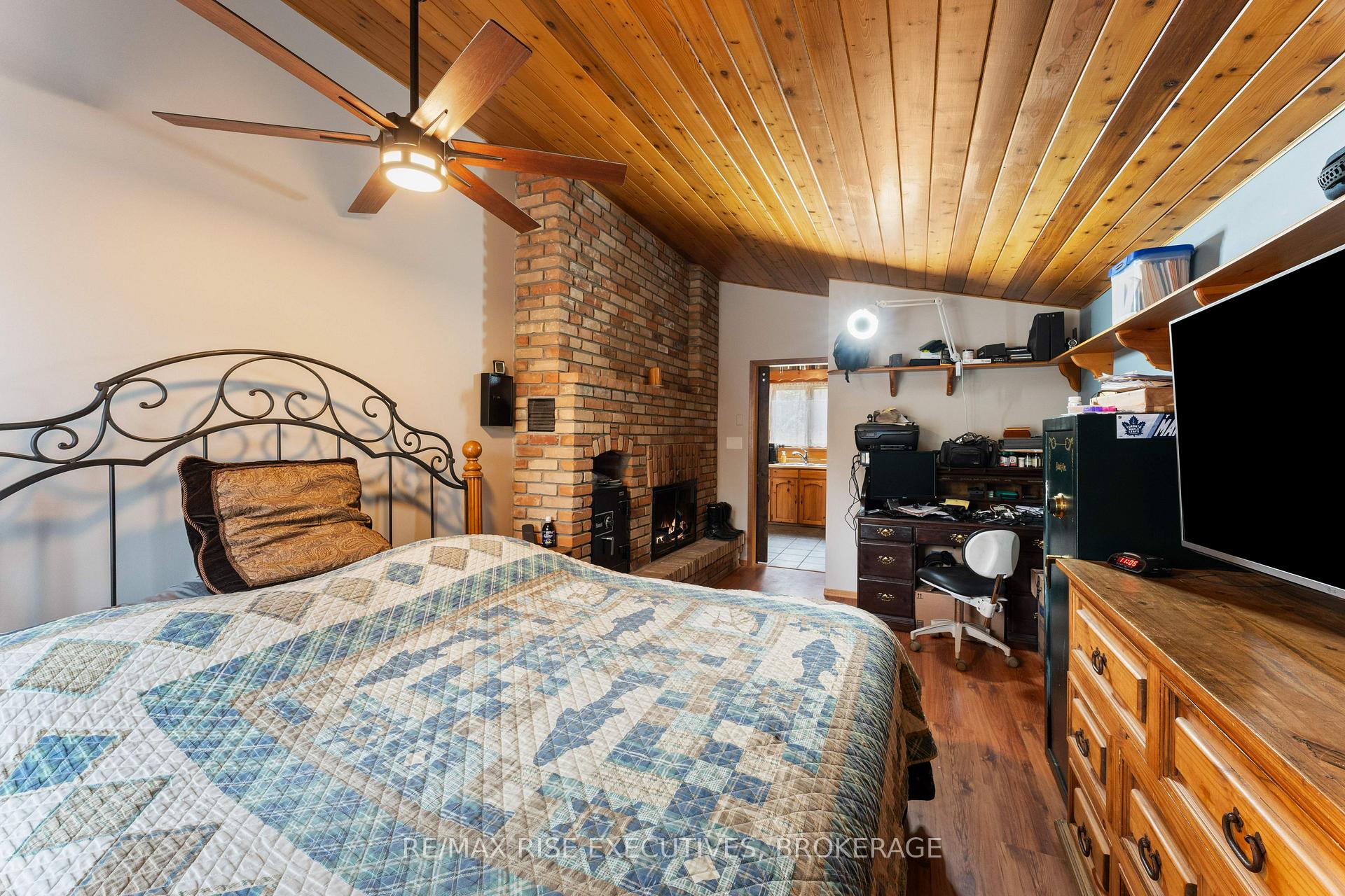 Photo 12 of 7275 Road 506, North Frontenac, Frontenac North — HOMEH