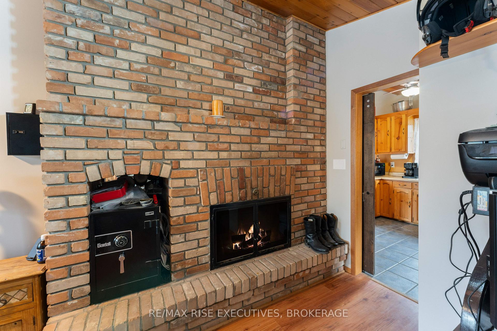 Photo 13 of 7275 Road 506, North Frontenac, Frontenac North — HOMEH
