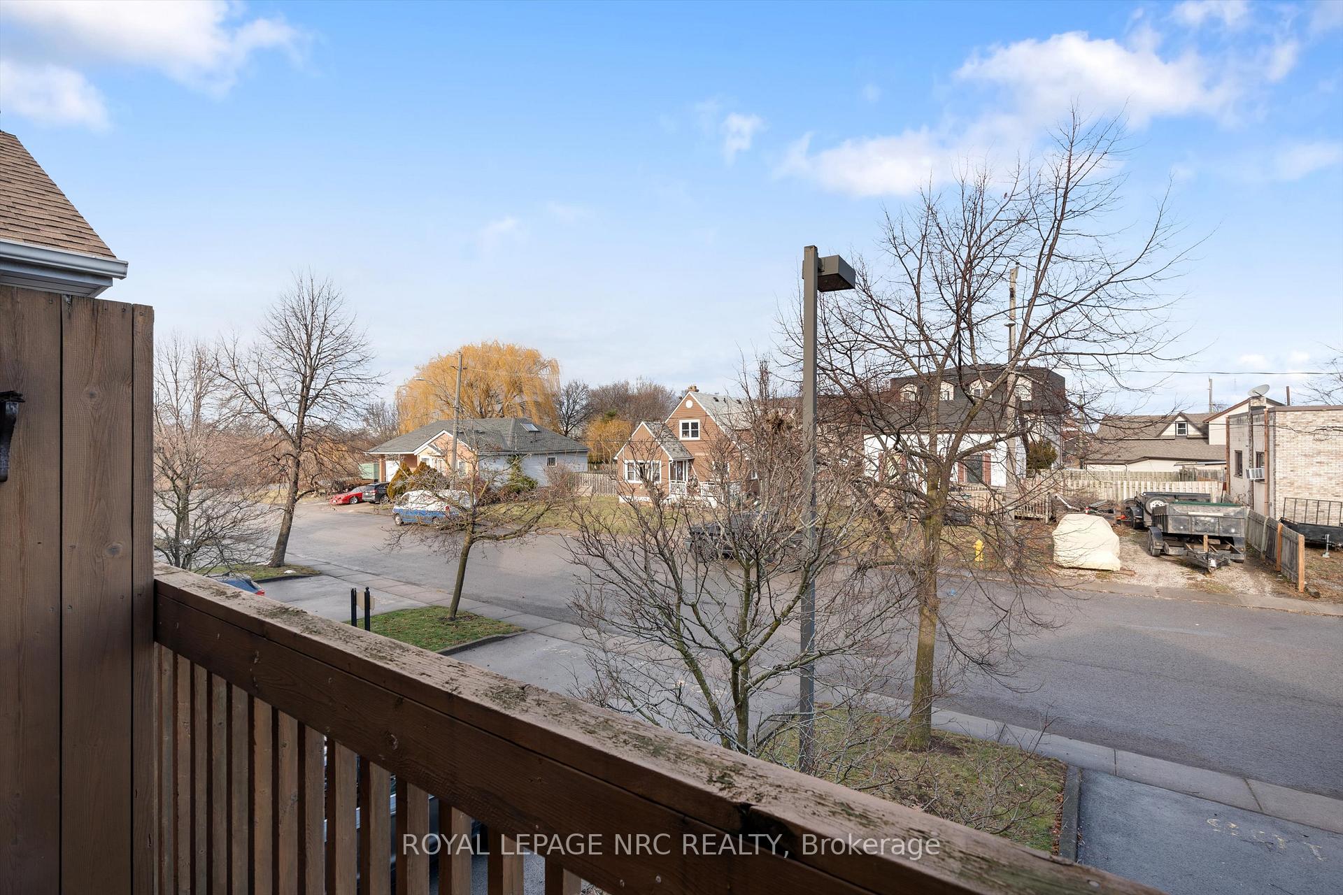 Photo 18 of Unit 207, 2 Walnut Street, St. Catharines, Oakdale — HOMEH