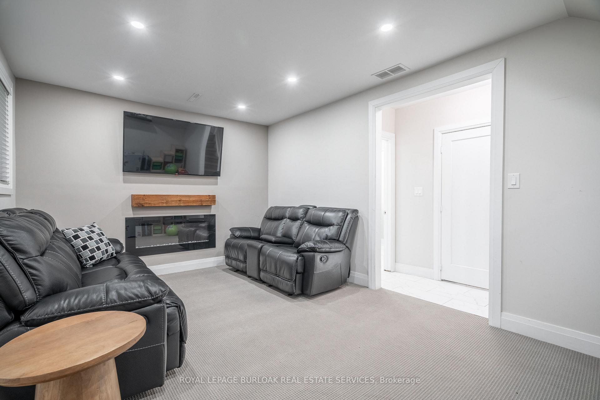 Photo 33 of 2 Lynford Avenue, Hamilton, Bruleville — HOMEH