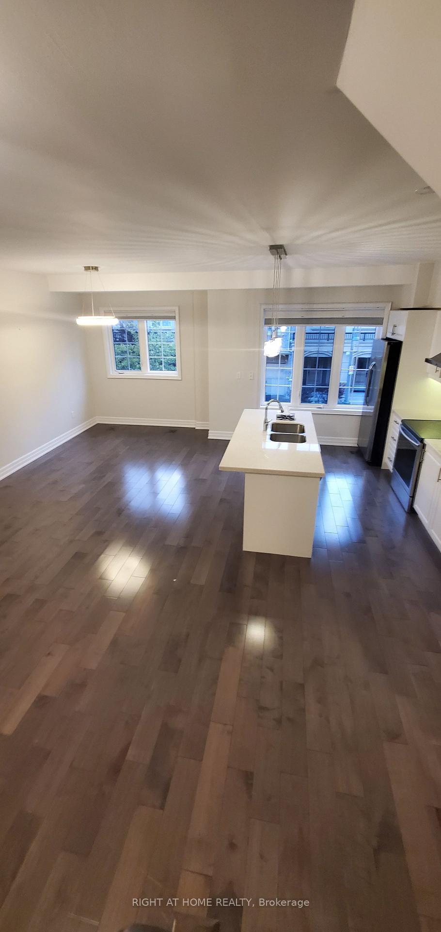 Photo 5 of Unit 56, 1250 St. Martins Drive, Pickering, Bay Ridges — HOMEH