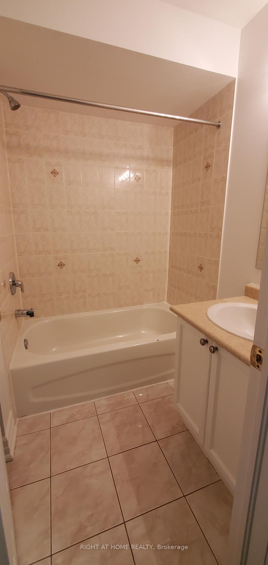 Photo 12 of Unit 56, 1250 St. Martins Drive, Pickering, Bay Ridges — HOMEH