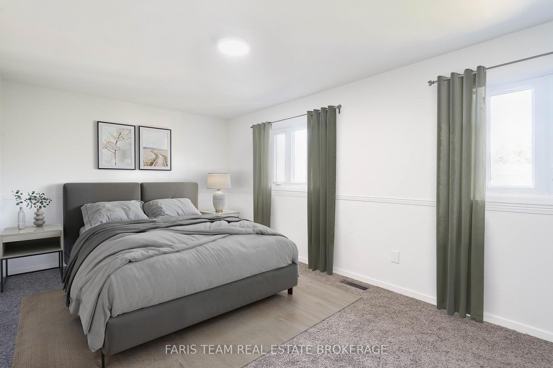 Photo 7 of 52 Barrett Crescent, Barrie, Letitia Heights — HOMEH