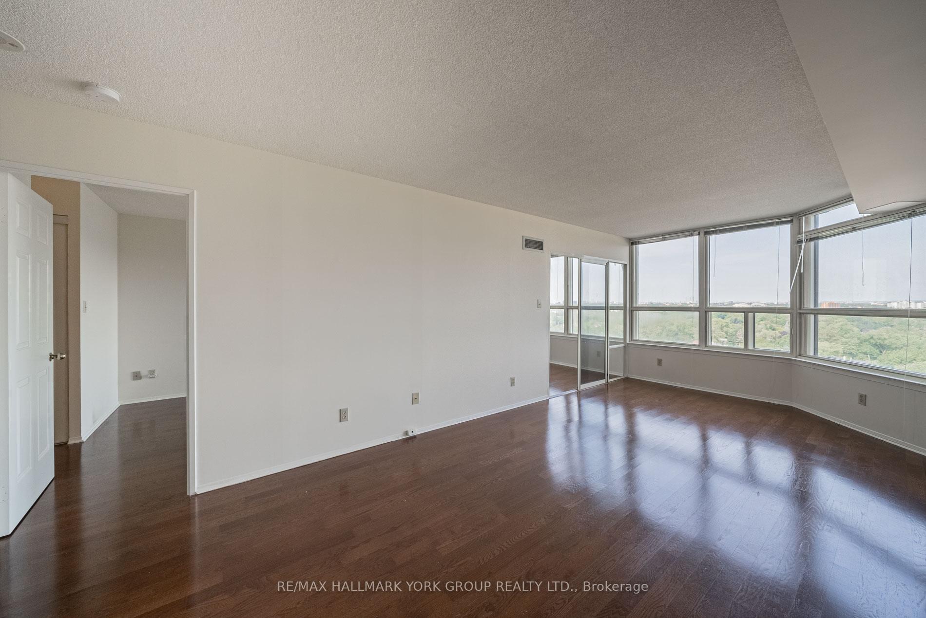 Photo 9 of Unit 1617, 268 Ridley Boulevard, Toronto, Bedford Park-Nortown — HOMEH