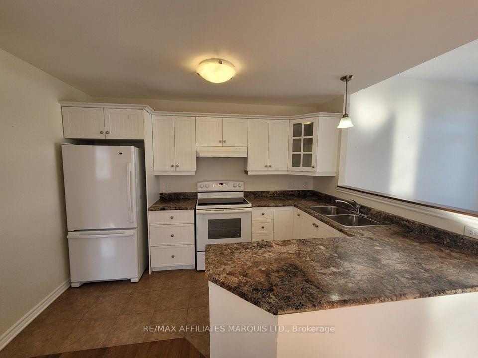 Photo 3 of 3218 Northdale Drive, Cornwall — HOMEH