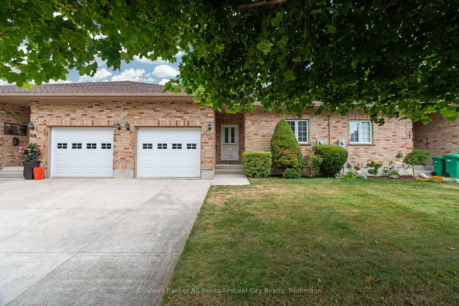 Photo 1 of 323 Martha Street, Goderich, Goderich (Town) — HOMEH