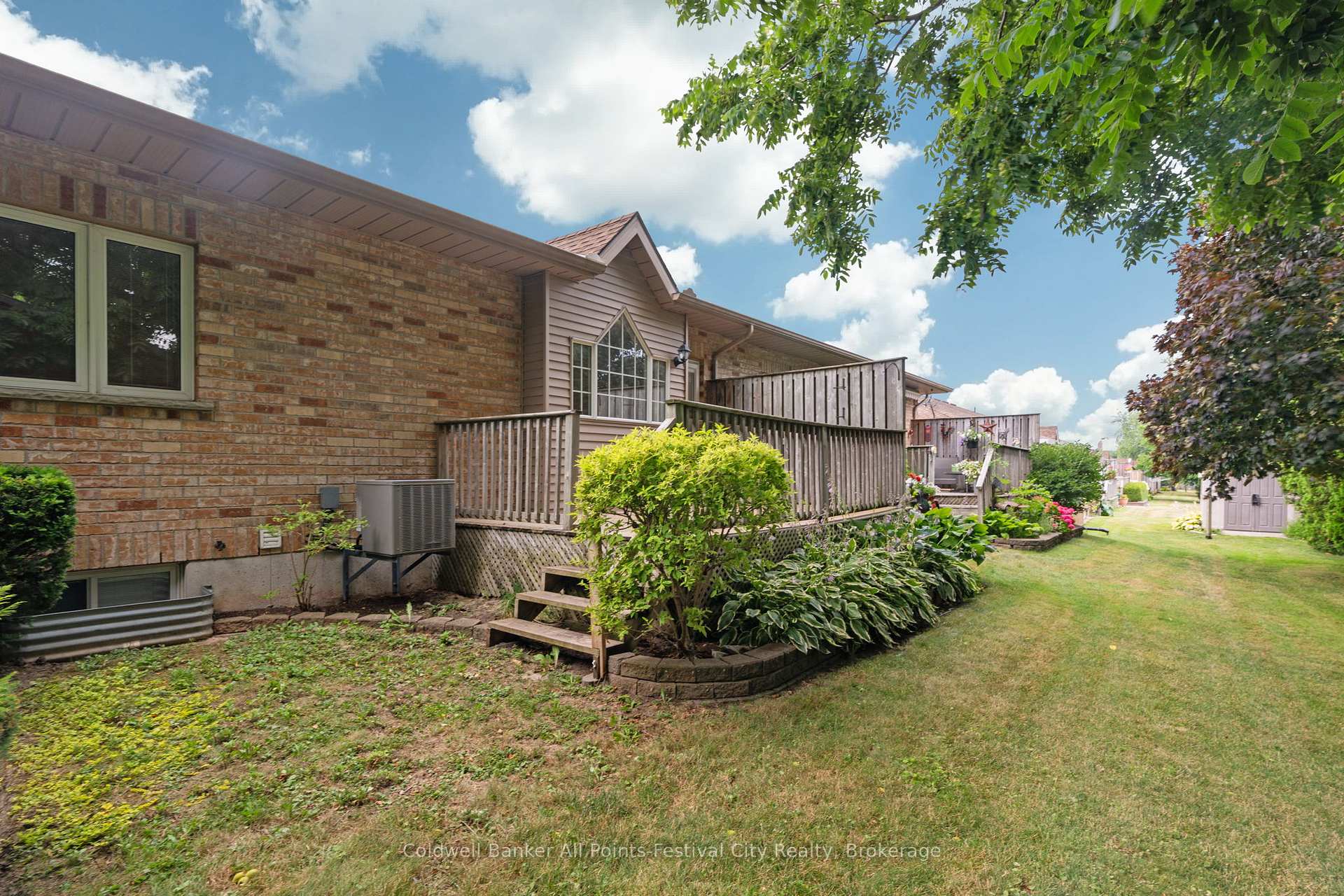 Photo 30 of 323 Martha Street, Goderich, Goderich (Town) — HOMEH