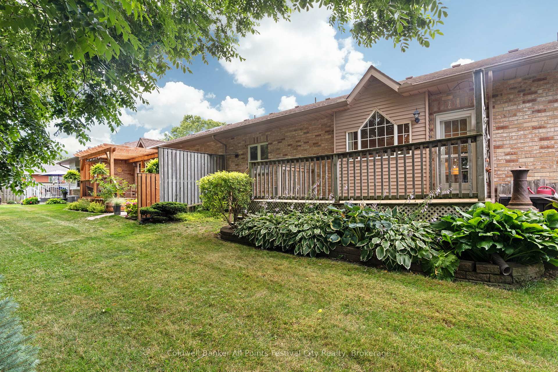 Photo 36 of 323 Martha Street, Goderich, Goderich (Town) — HOMEH