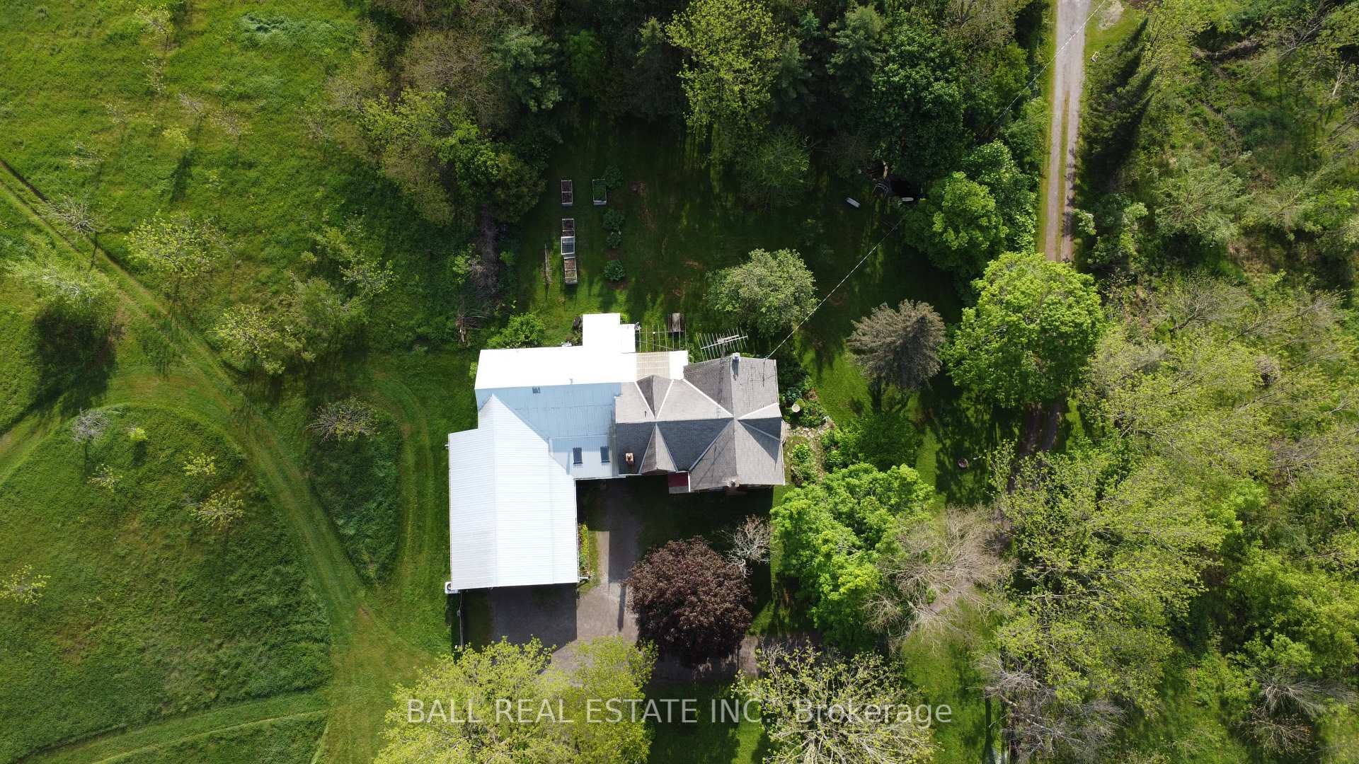 Photo 11 of 94 West Street, Douro-Dummer — HOMEH