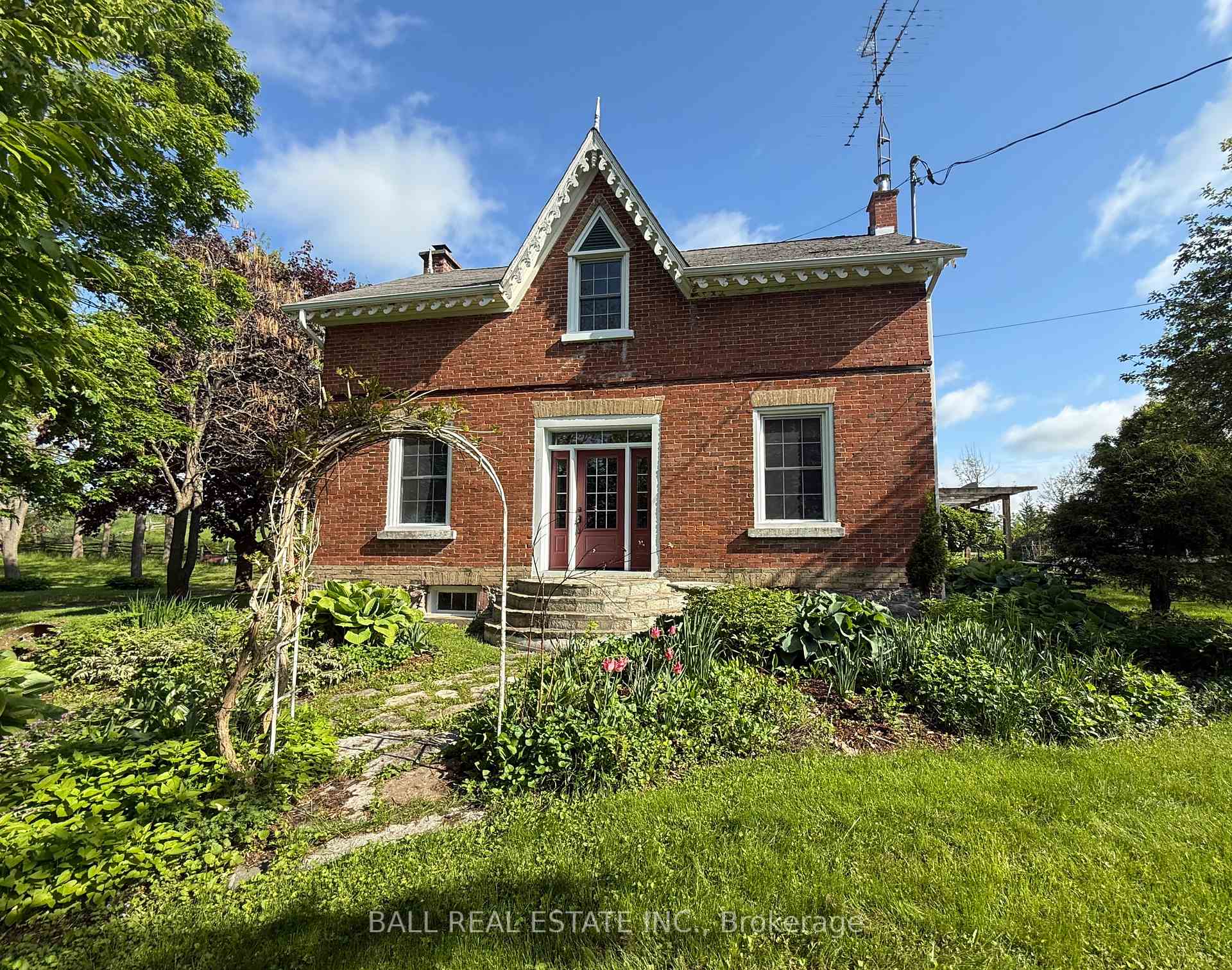 Photo 13 of 94 West Street, Douro-Dummer — HOMEH