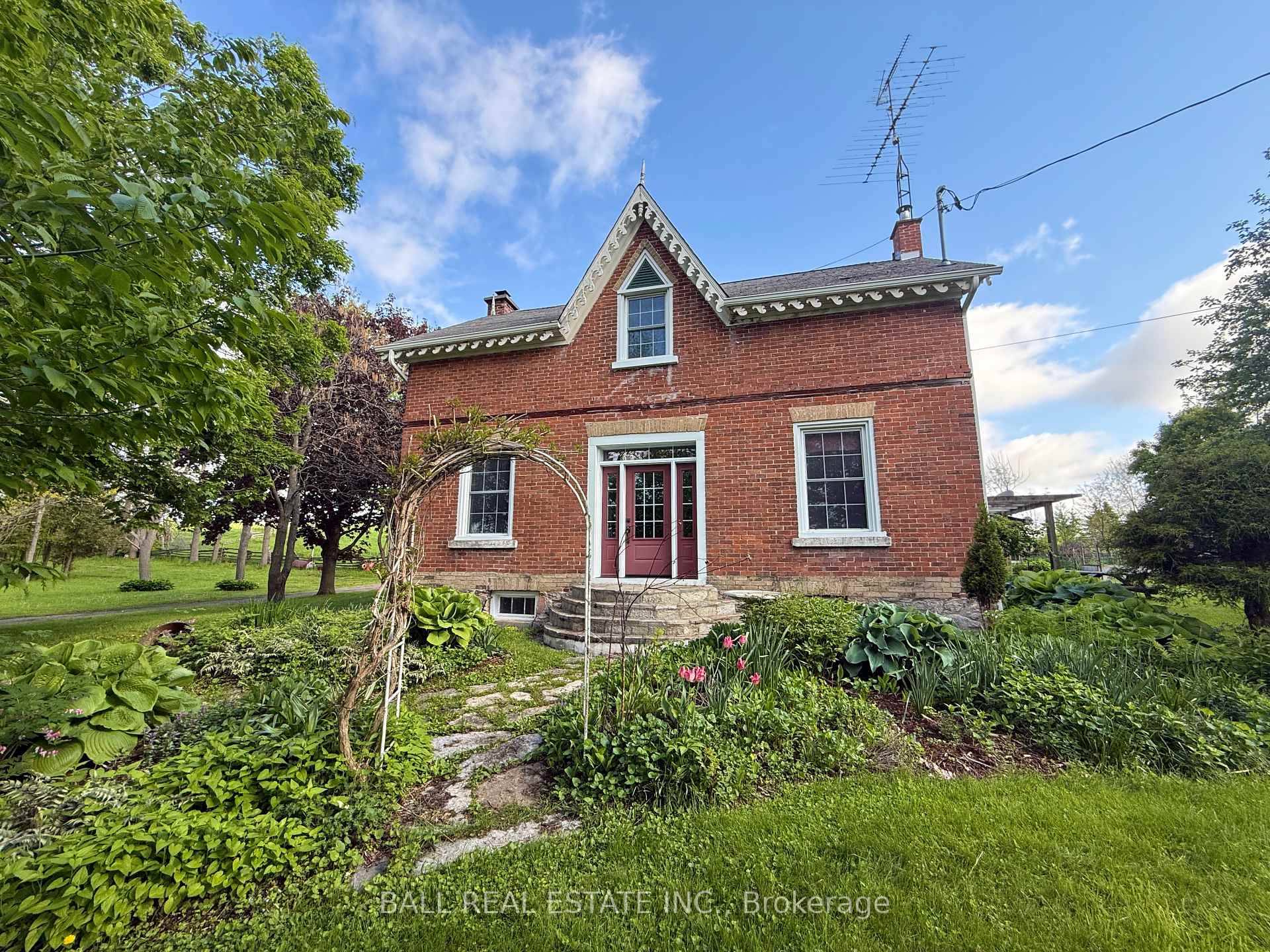 Photo 18 of 94 West Street, Douro-Dummer — HOMEH