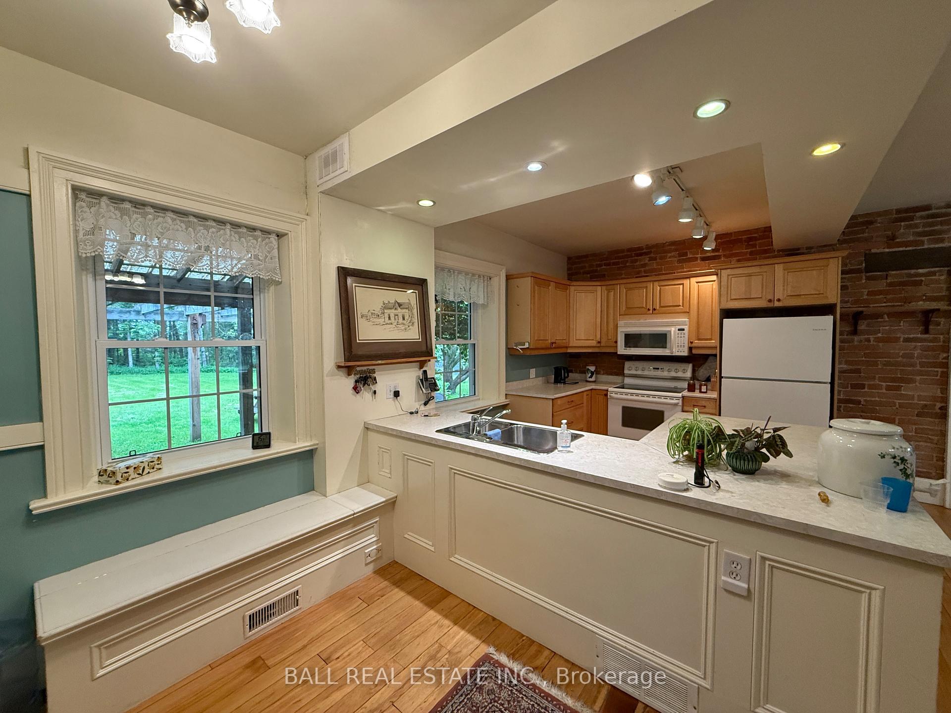 Photo 23 of 94 West Street, Douro-Dummer — HOMEH
