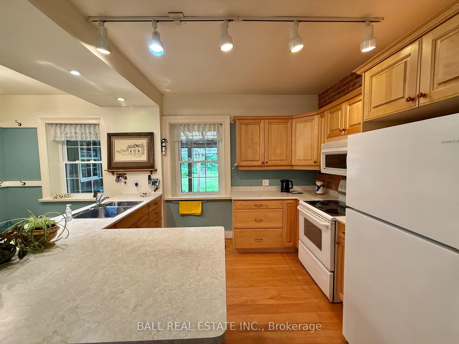 Photo 24 of 94 West Street, Douro-Dummer — HOMEH