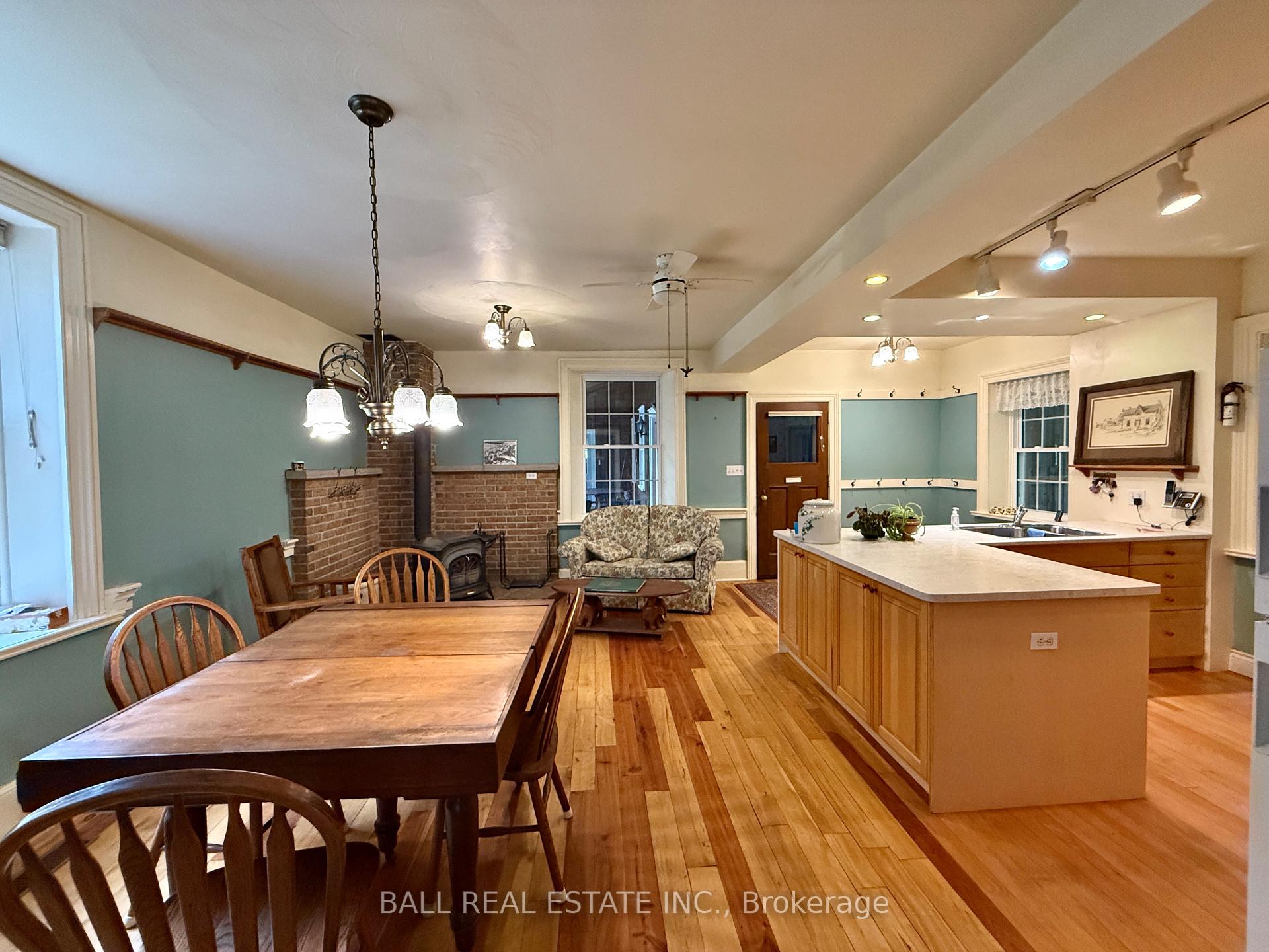 Photo 25 of 94 West Street, Douro-Dummer — HOMEH