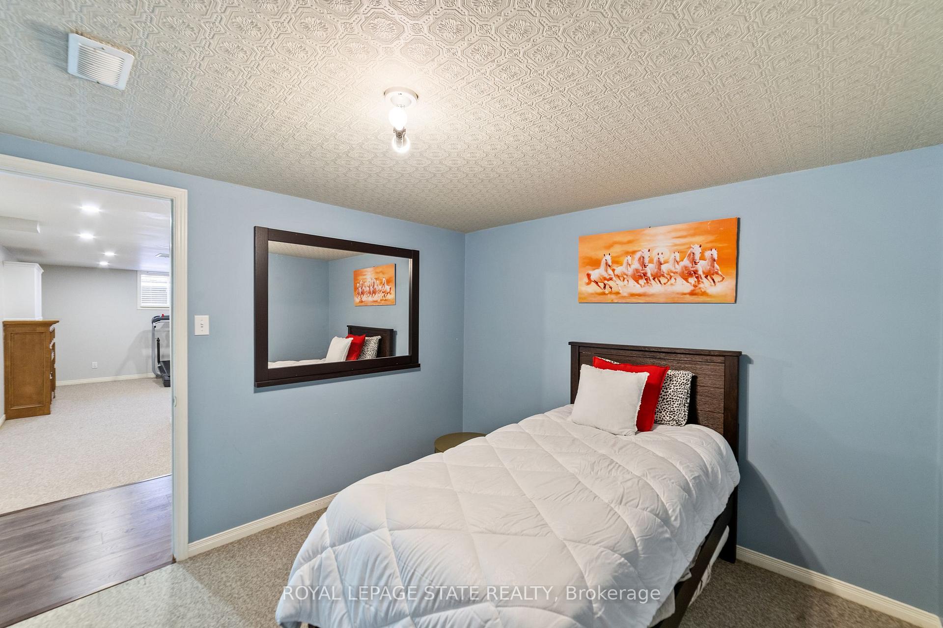 Photo 20 of 741 Acadia Drive, Hamilton, Butler — HOMEH