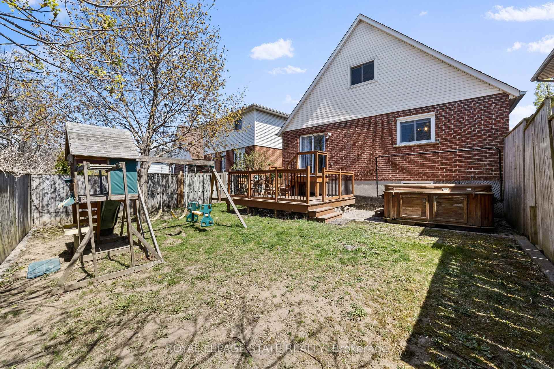 Photo 25 of 741 Acadia Drive, Hamilton, Butler — HOMEH
