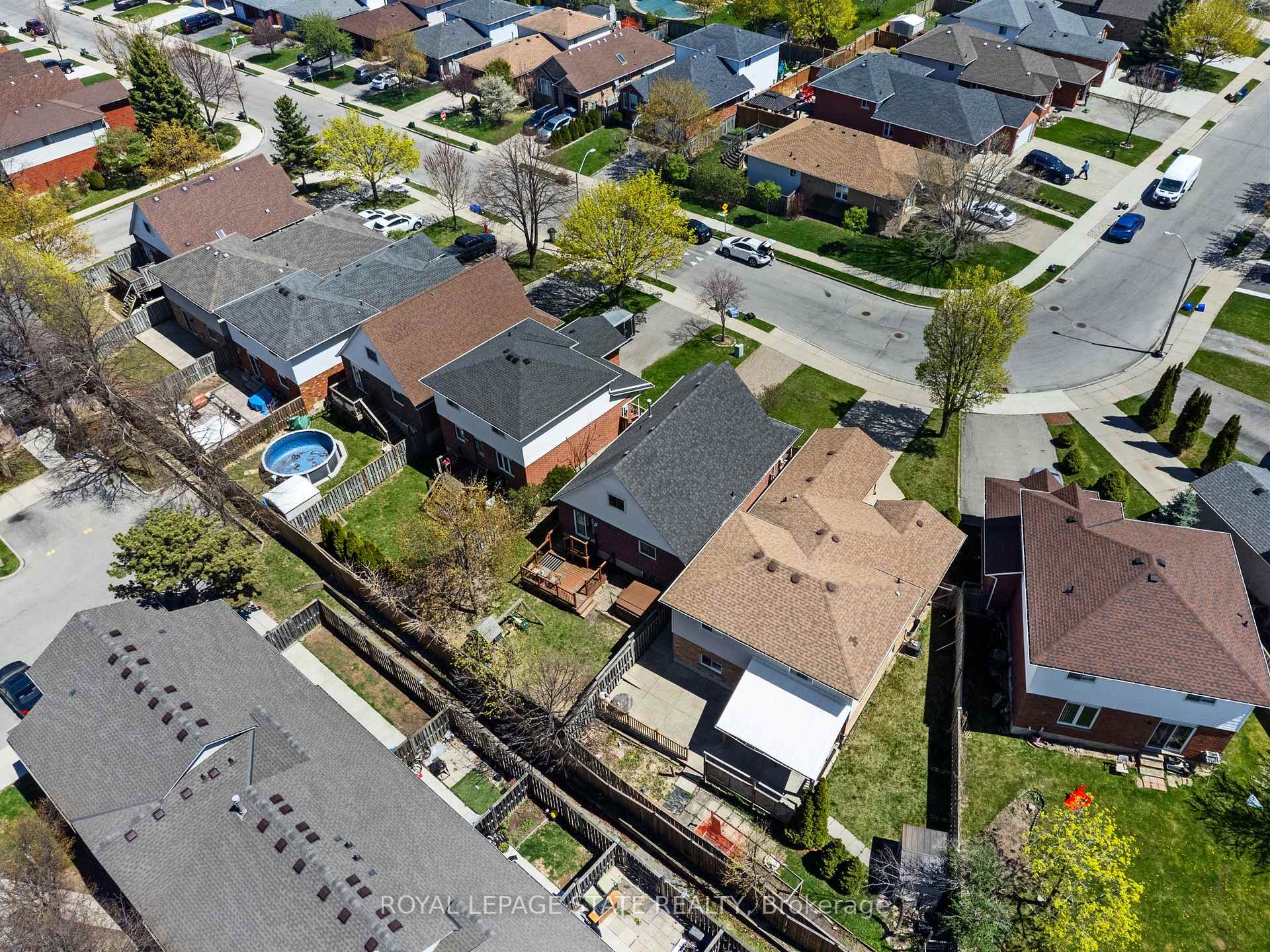 Photo 31 of 741 Acadia Drive, Hamilton, Butler — HOMEH