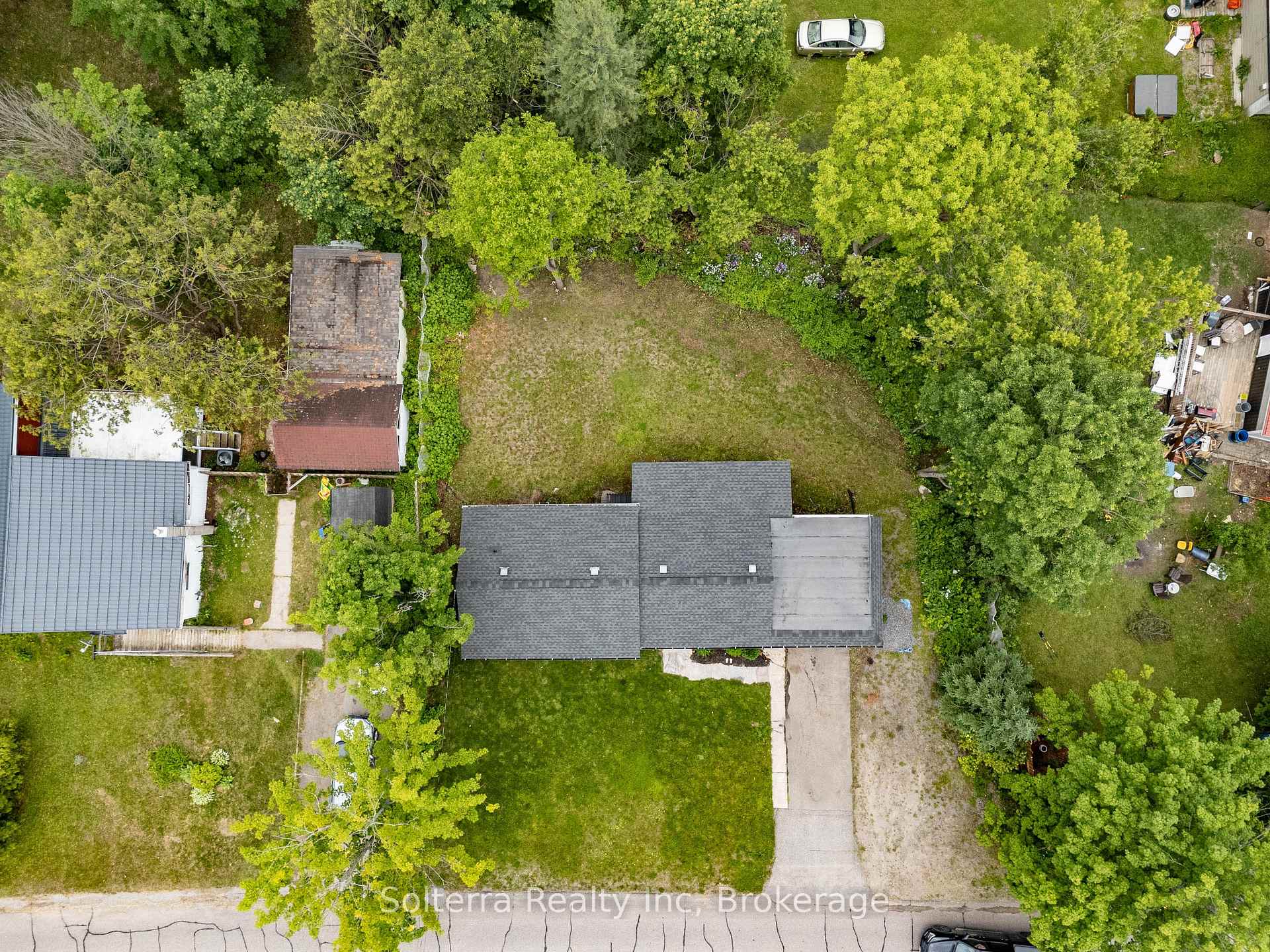 Photo 4 of 160 Wagner Street, Gravenhurst, Muskoka (S) — HOMEH