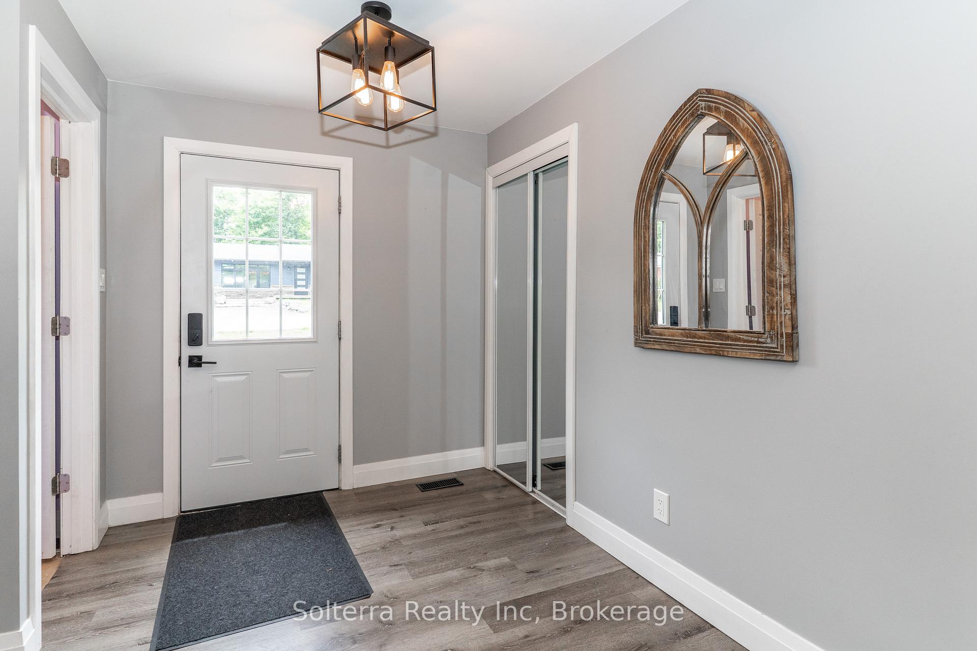 Photo 6 of 160 Wagner Street, Gravenhurst, Muskoka (S) — HOMEH