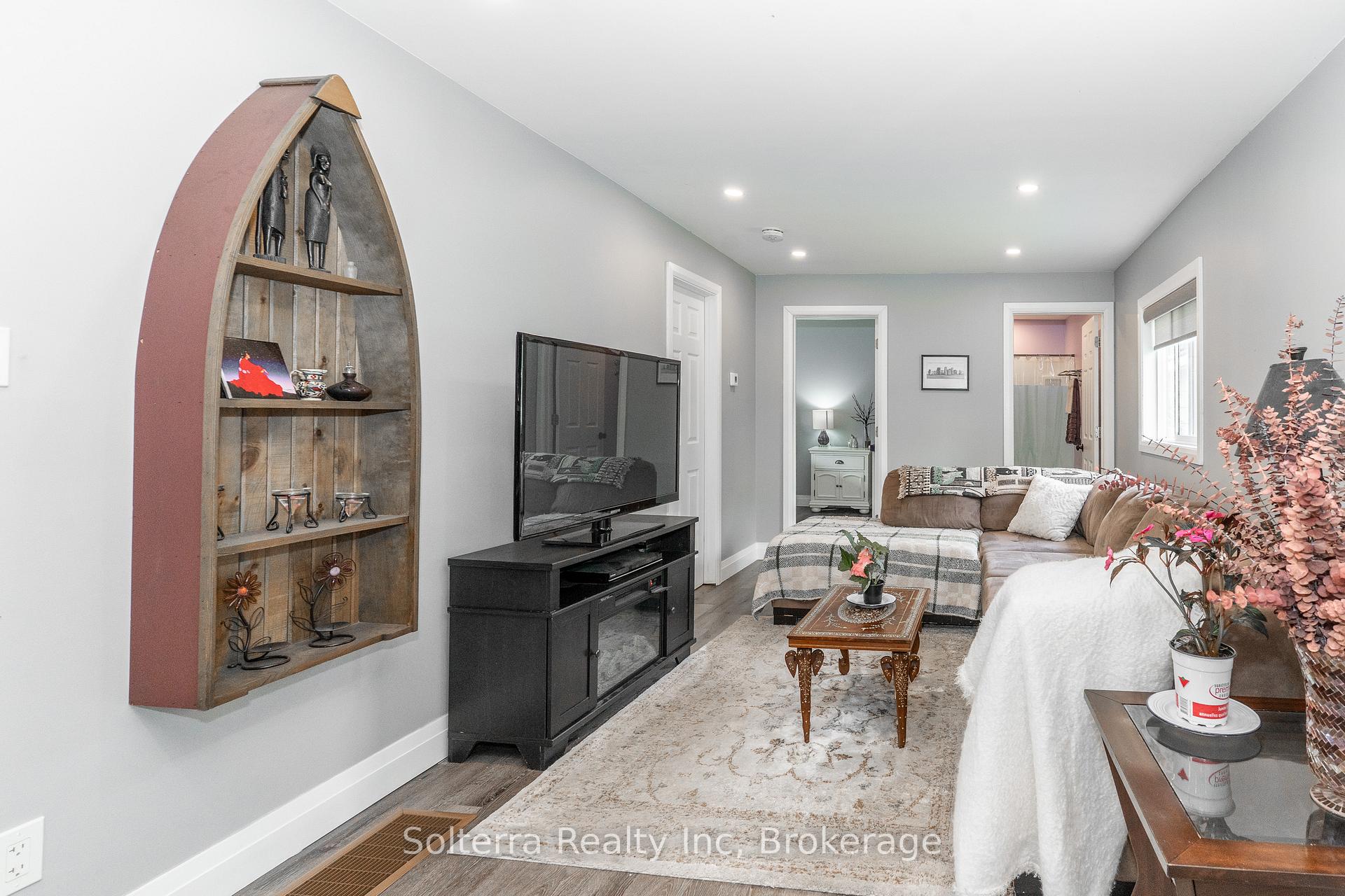 Photo 13 of 160 Wagner Street, Gravenhurst, Muskoka (S) — HOMEH