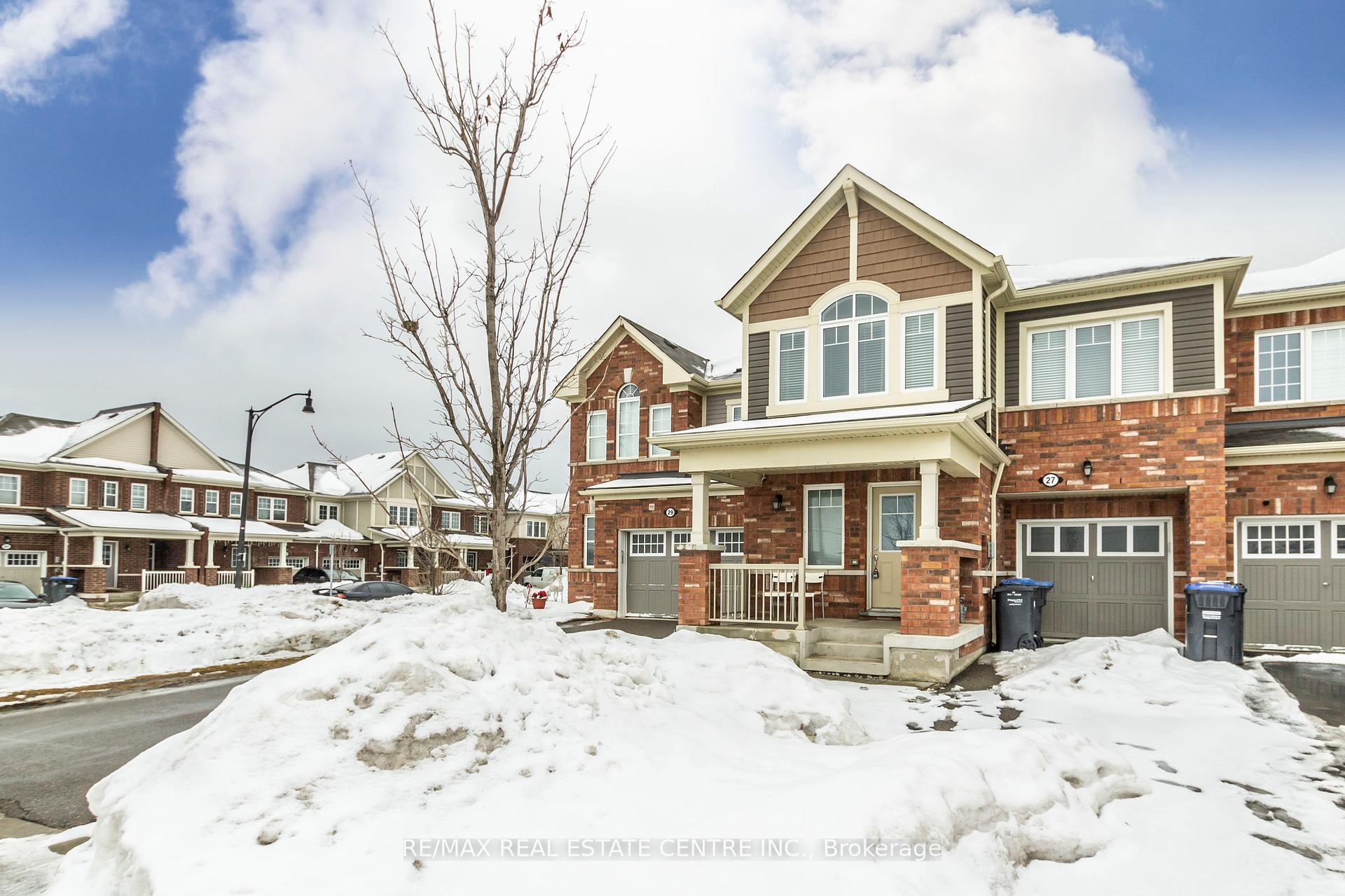Photo 2 of 27 Donlamont Circle, Brampton, Northwest Brampton — HOMEH