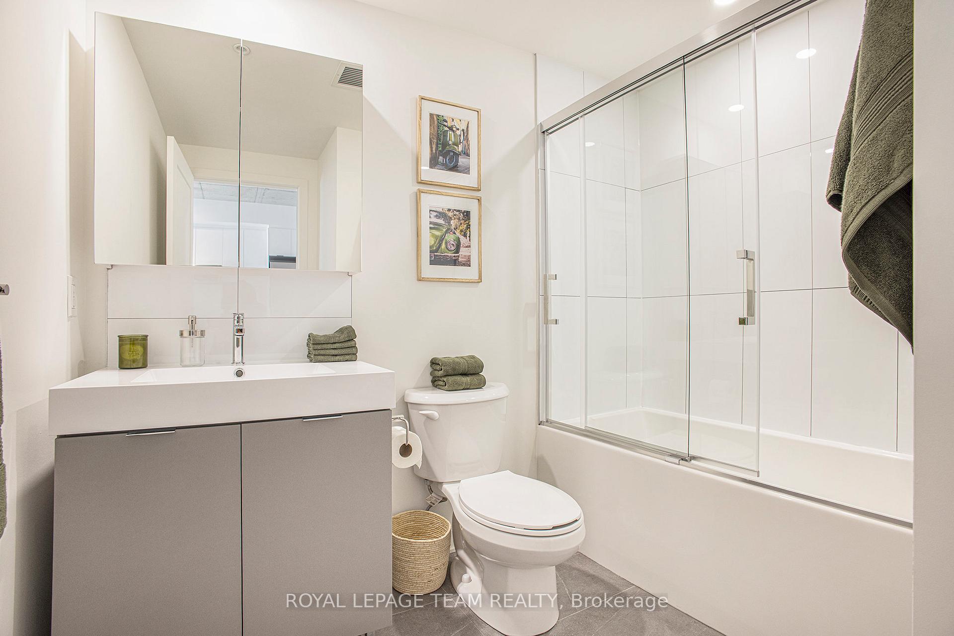 Photo 5 of Unit A906, 1655 Carling Avenue, Ottawa, Laurentianview — HOMEH