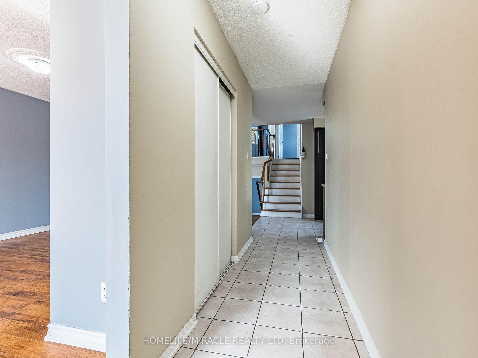 Photo 5 of 10 Madison Street, Brampton, Central Park — HOMEH