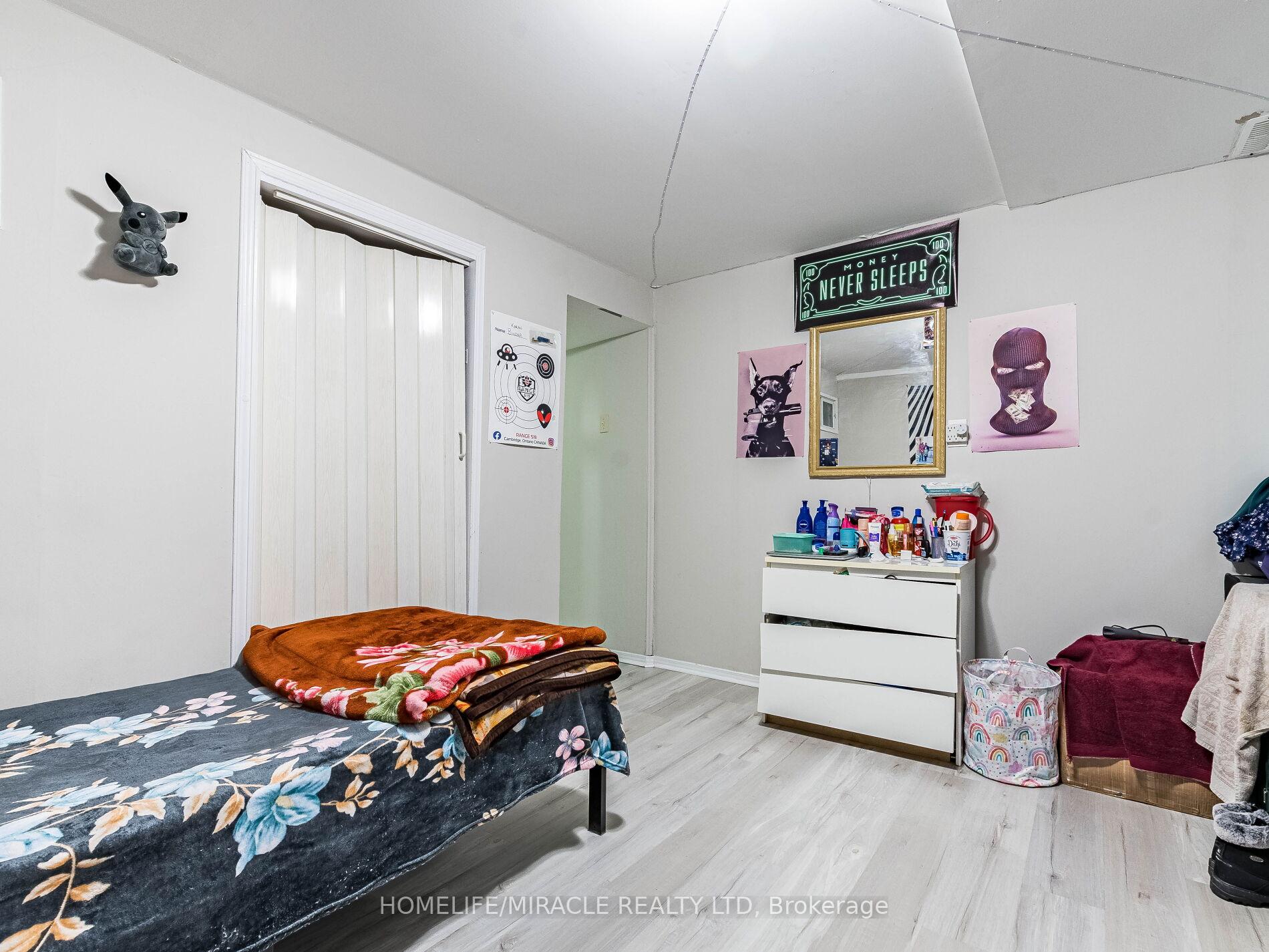 Photo 43 of 10 Madison Street, Brampton, Central Park — HOMEH