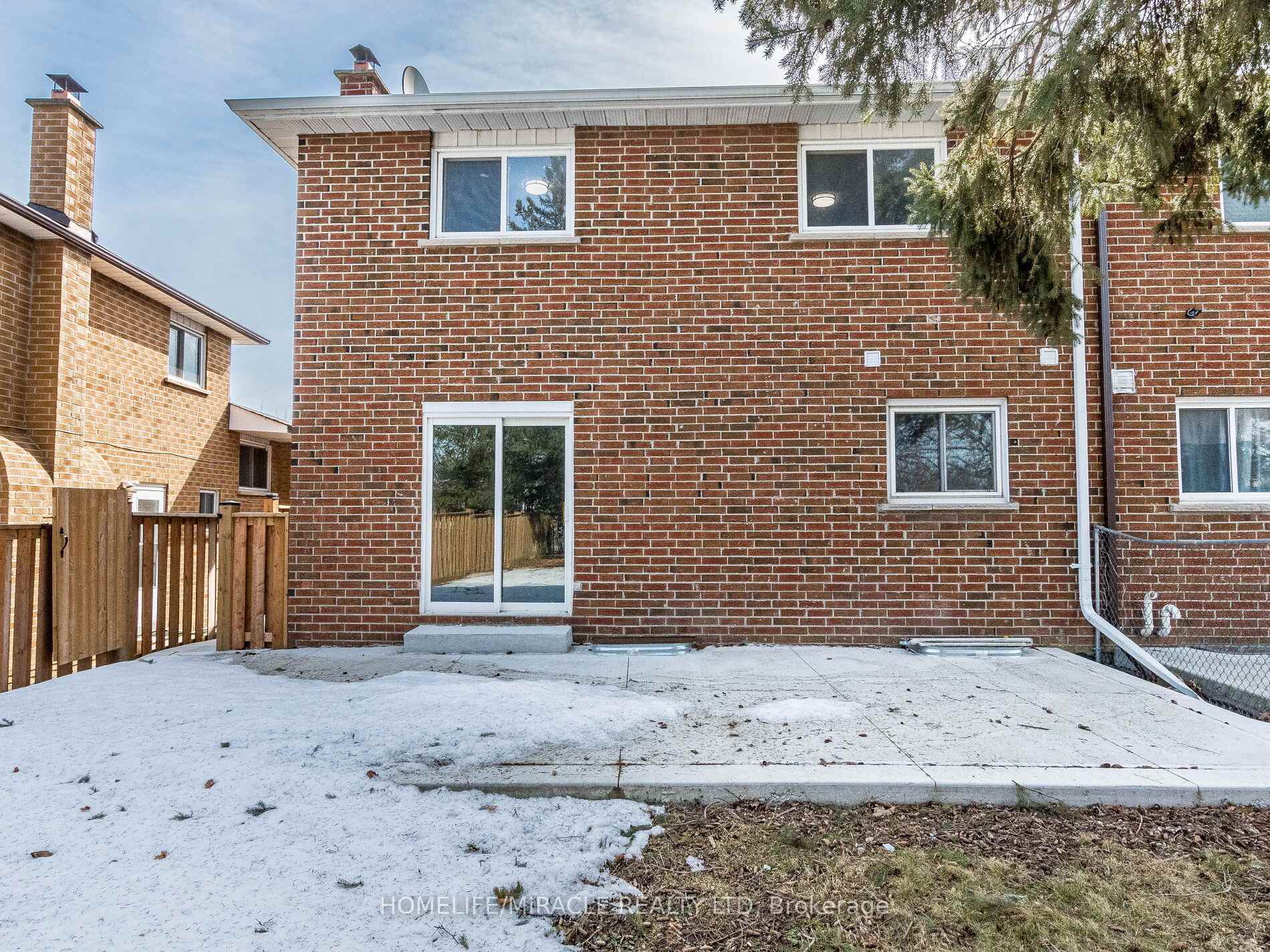 Photo 48 of 10 Madison Street, Brampton, Central Park — HOMEH