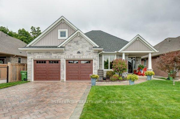 Front of 32 Acorn Trail