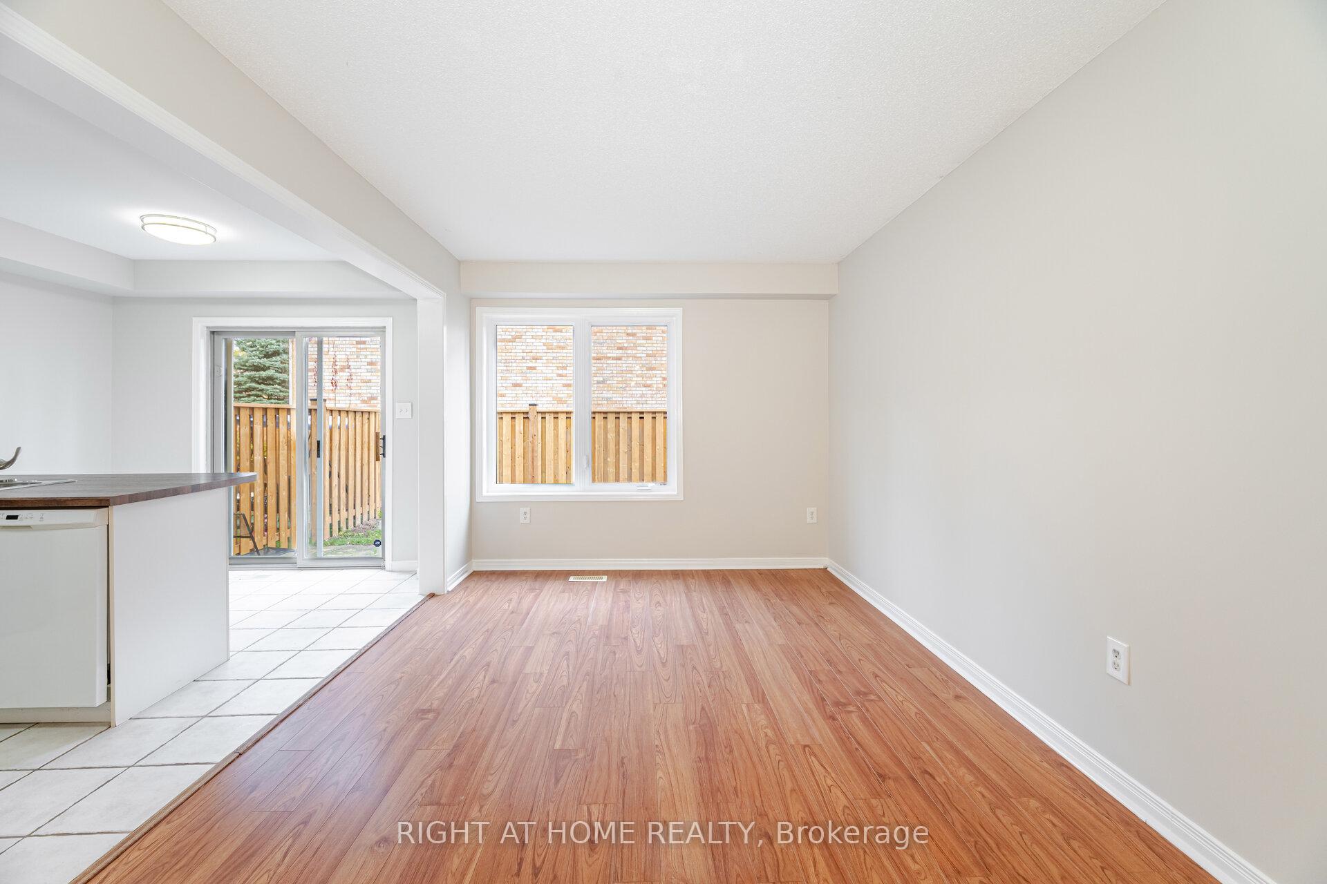 Photo 29 of Unit 2, 1283 Blanshard Drive, Burlington, Tansley — HOMEH