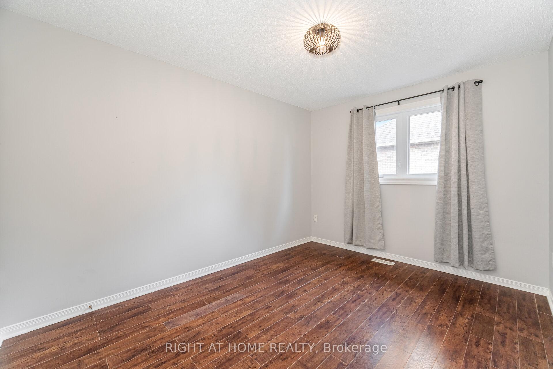 Photo 46 of Unit 2, 1283 Blanshard Drive, Burlington, Tansley — HOMEH