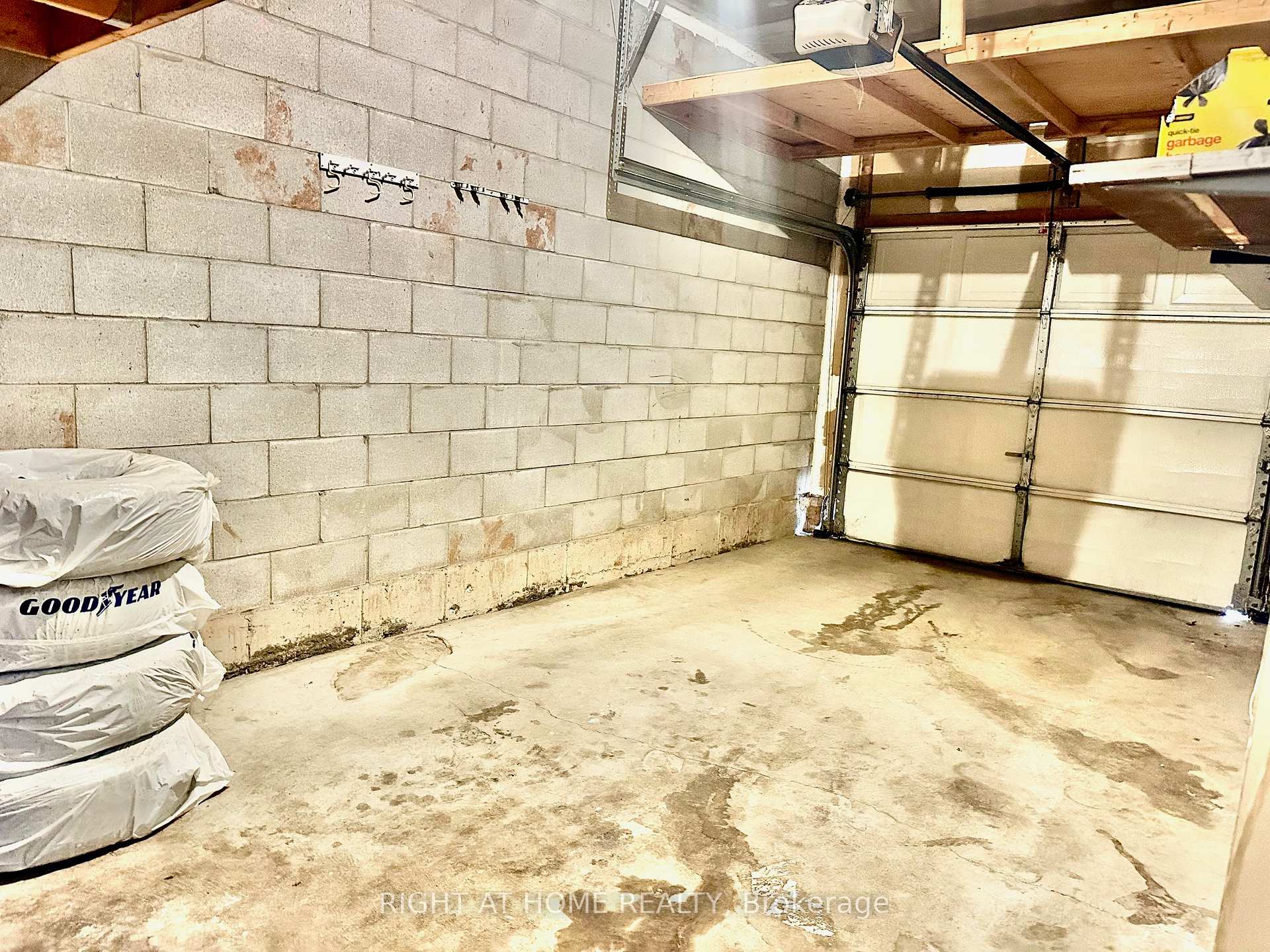 Photo 58 of Unit 2, 1283 Blanshard Drive, Burlington, Tansley — HOMEH