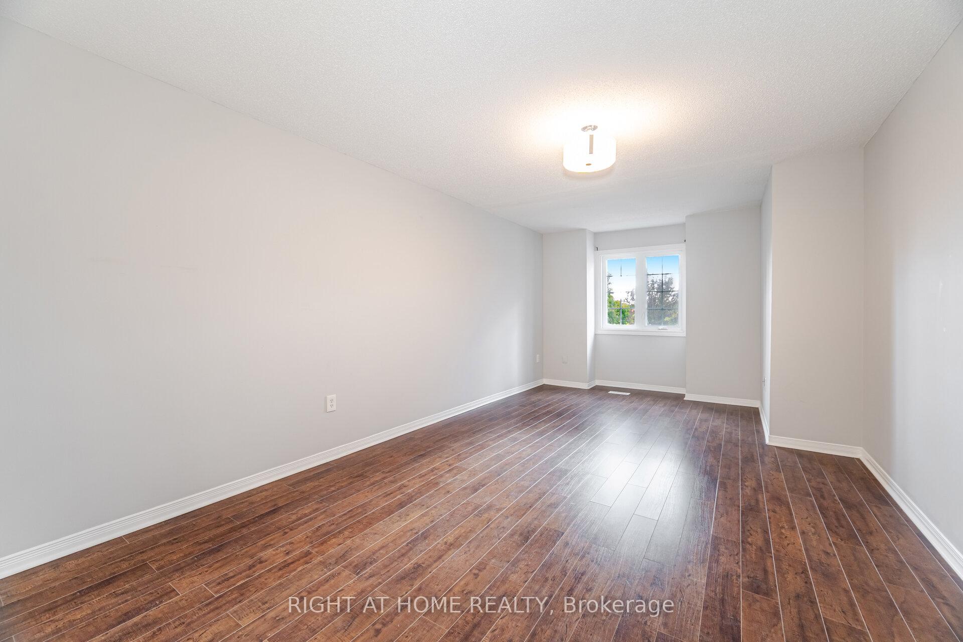 Photo 20 of Unit 2, 1283 Blanshard Drive, Burlington, Tansley — HOMEH