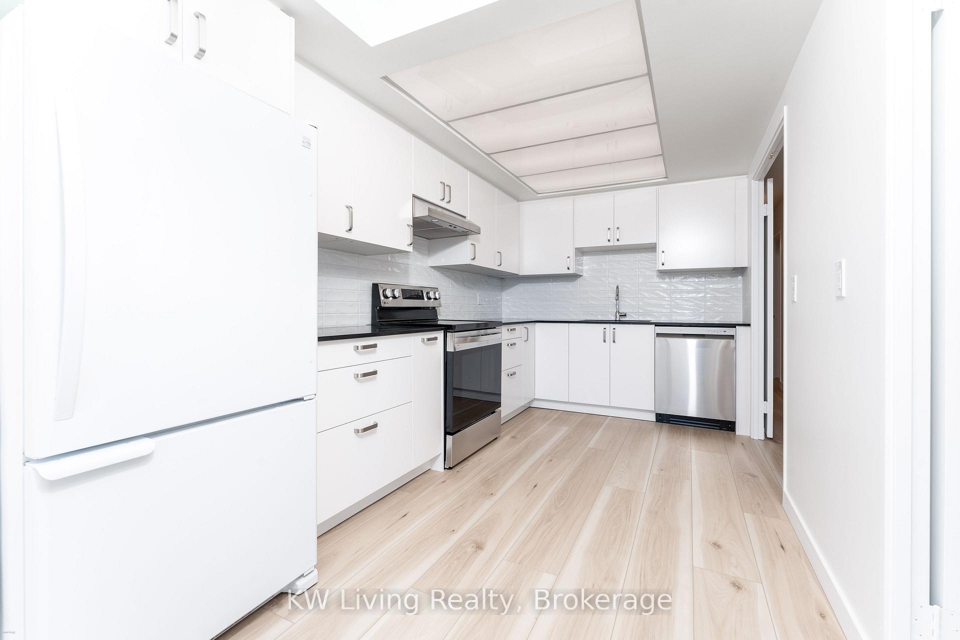 Photo 5 of Unit 2306, 205 Wynford Drive, Toronto, Flemingdon Park — HOMEH