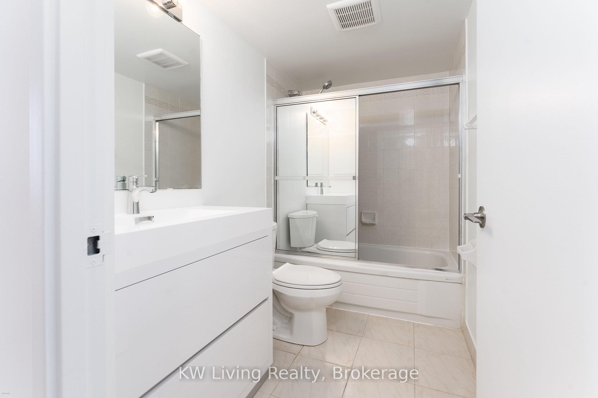 Photo 13 of Unit 2306, 205 Wynford Drive, Toronto, Flemingdon Park — HOMEH