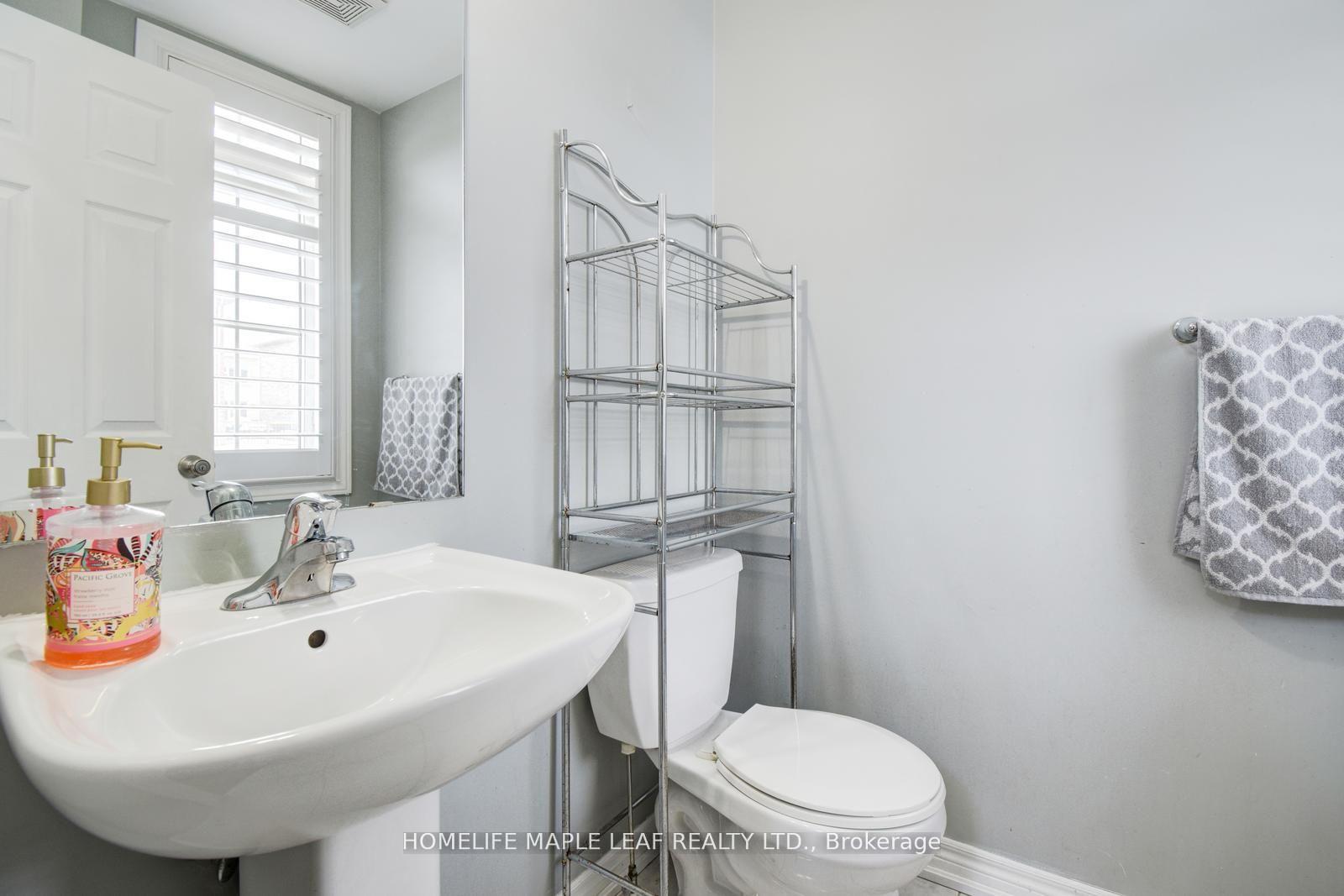 Photo 19 of 62 Aldersgate Drive, Brampton, Northwest Brampton — HOMEH