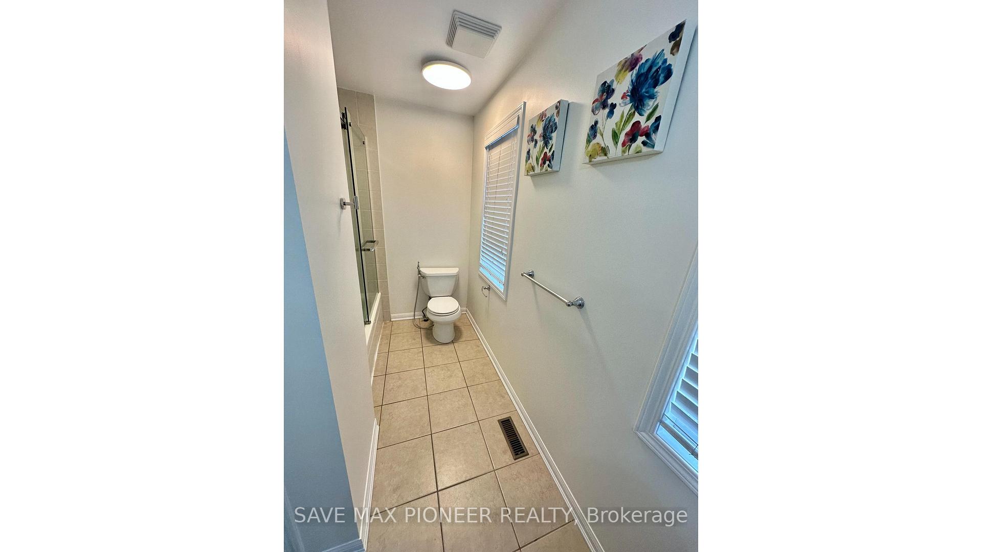 Photo 20 of 190 Holland Circle, Cambridge, Silver Heights — HOMEH