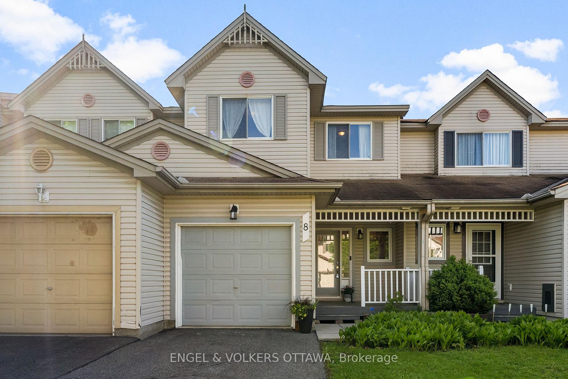 Photo 1 of 8 Crampton Drive, Carleton Place — HOMEH