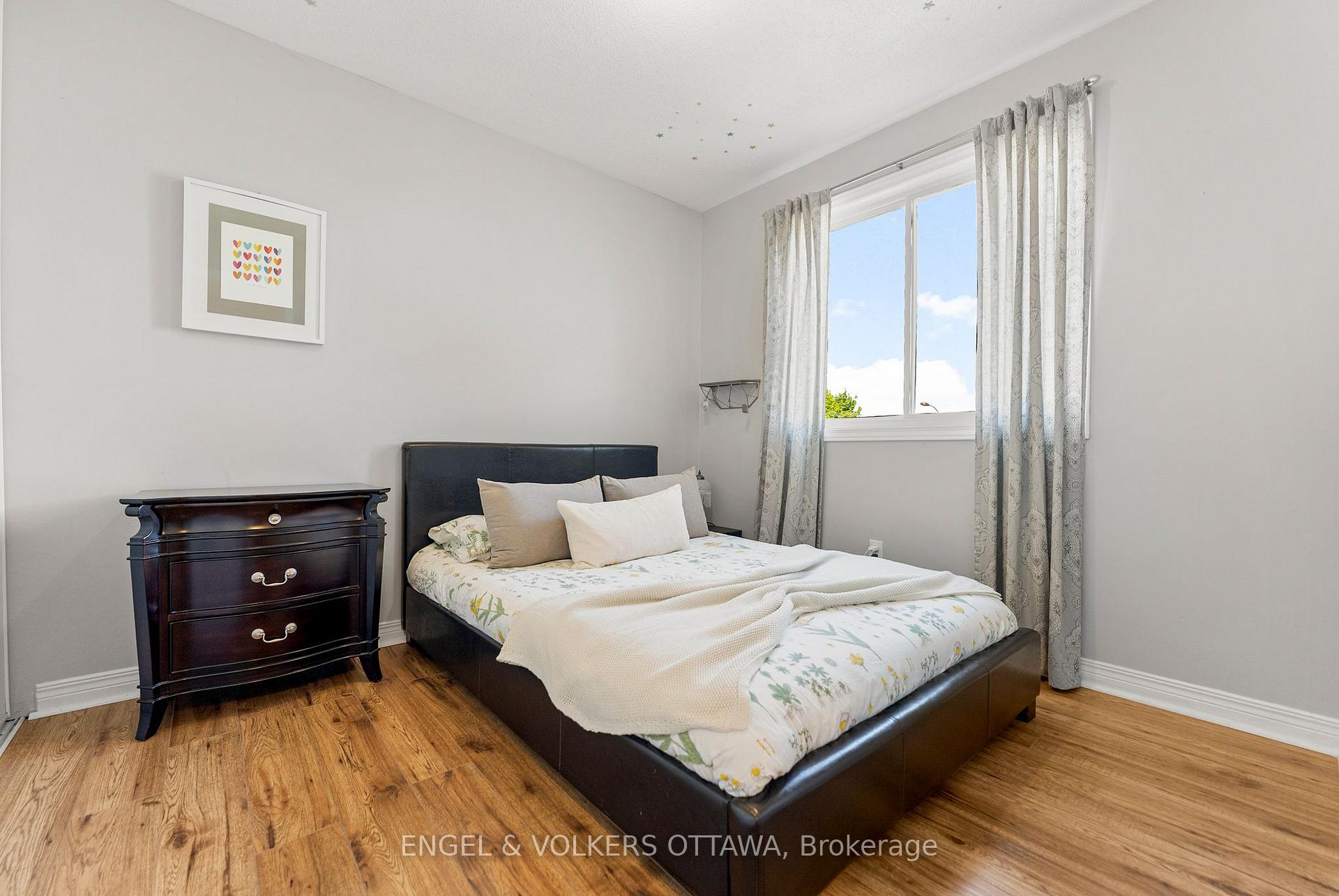 Photo 23 of 8 Crampton Drive, Carleton Place — HOMEH