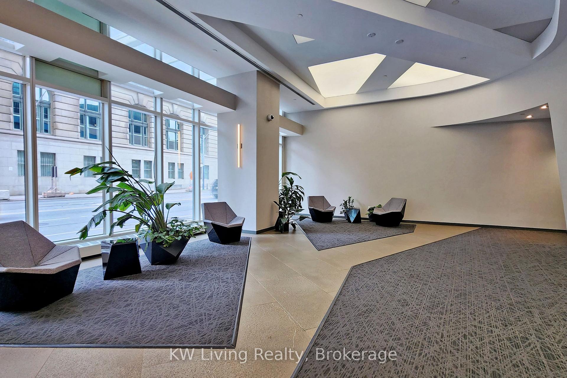 Photo 39 of Unit 1802, 8 The Esplanade, Toronto, Waterfront Communities — HOMEH