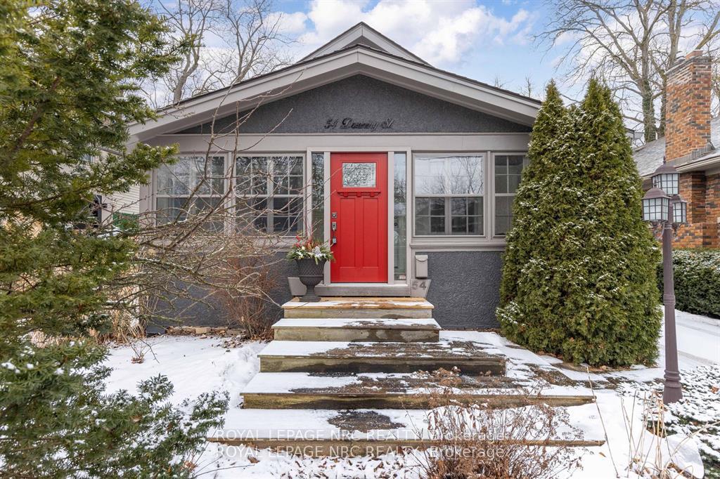 Photo 2 of 54 Downing Street, St. Catharines, Old Glenridge — HOMEH