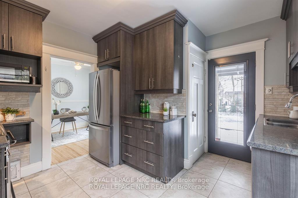 Photo 14 of 54 Downing Street, St. Catharines, Old Glenridge — HOMEH