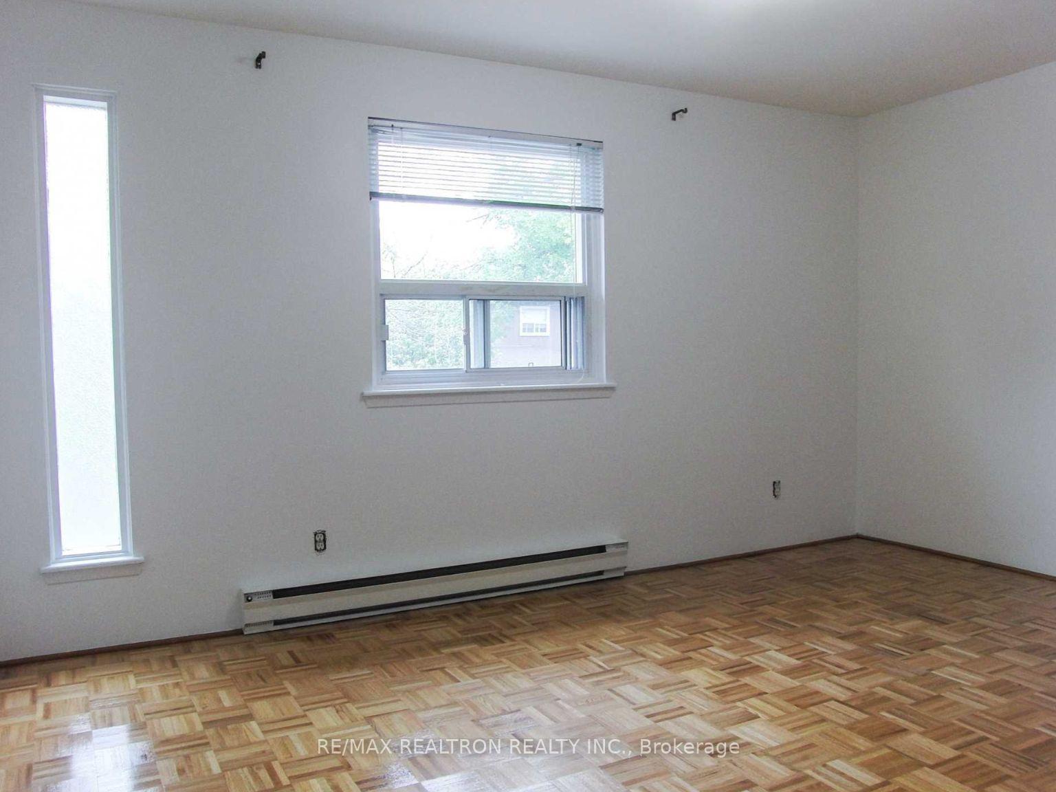 Photo 7 of Unit 27, 27 Bowman Way, Markham, Aileen-Willowbrook — HOMEH