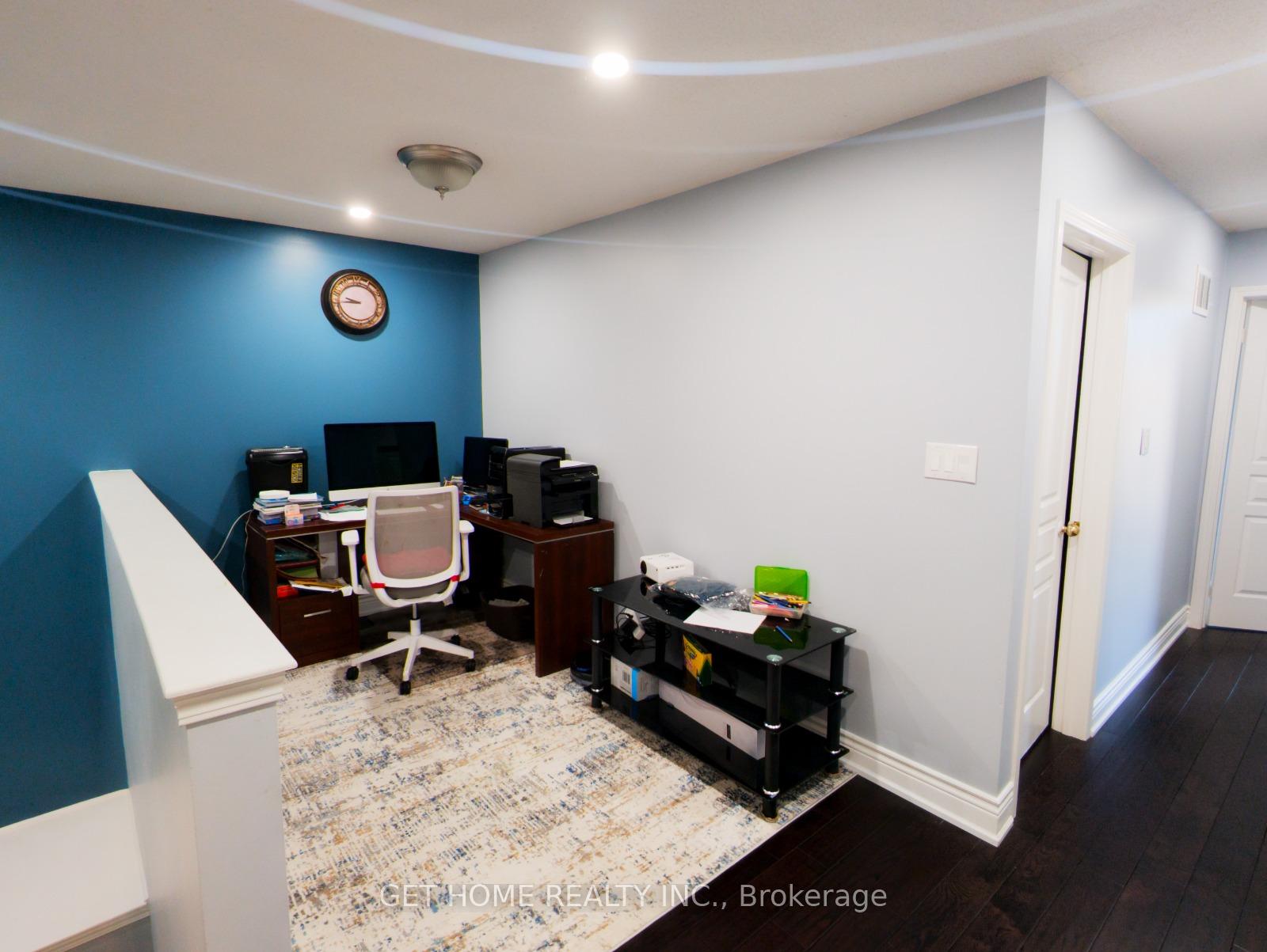 Photo 6 of 5 Down Crescent, Ajax, Northwest Ajax — HOMEH
