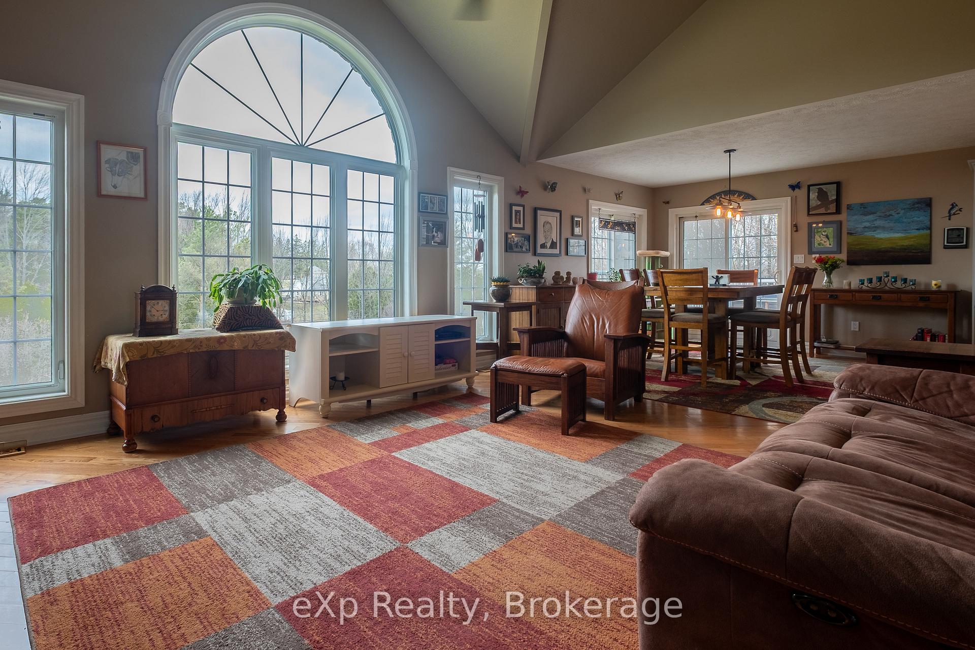 Photo 8 of 822813 Sideroad 1, Chatsworth — HOMEH