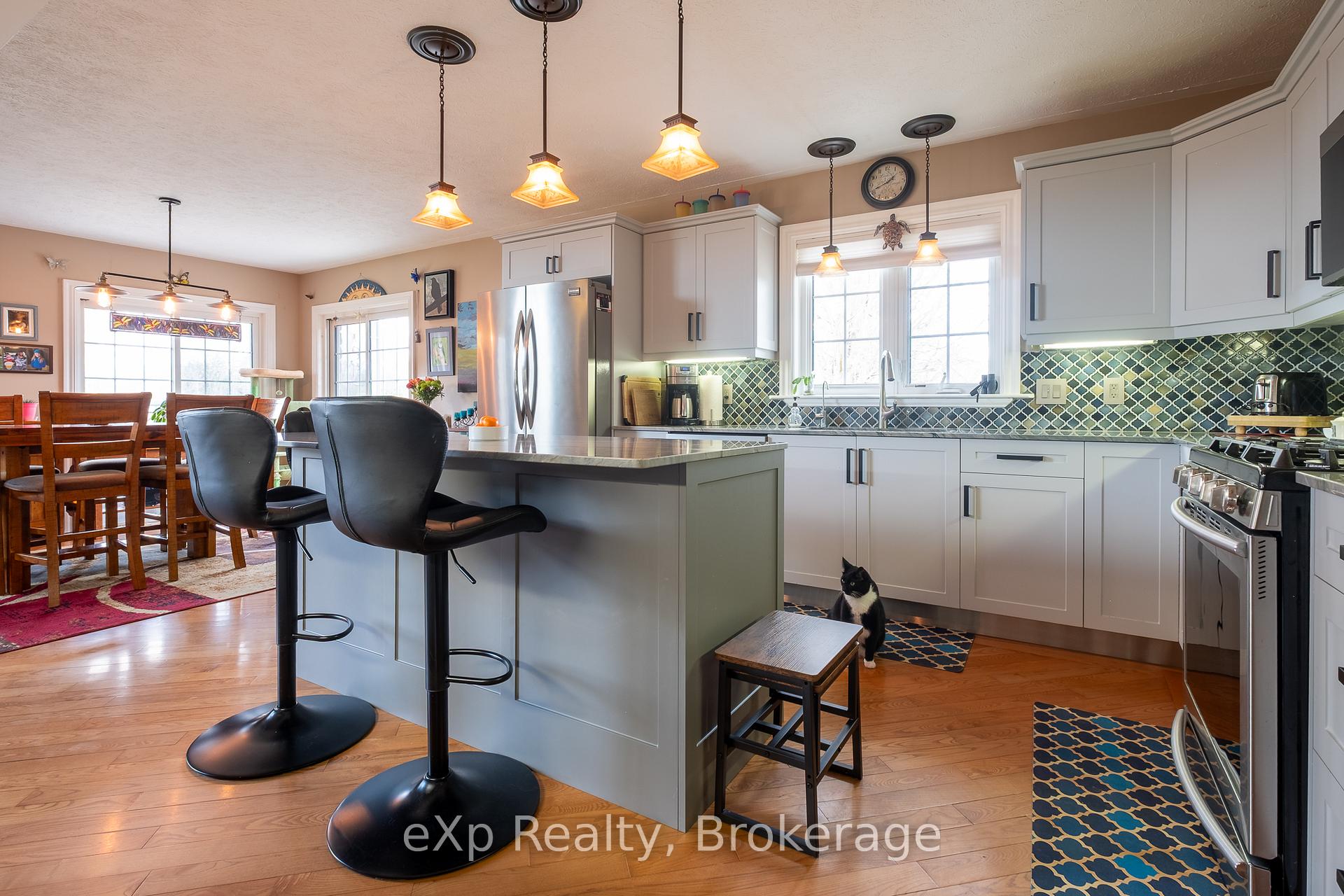 Photo 12 of 822813 Sideroad 1, Chatsworth — HOMEH