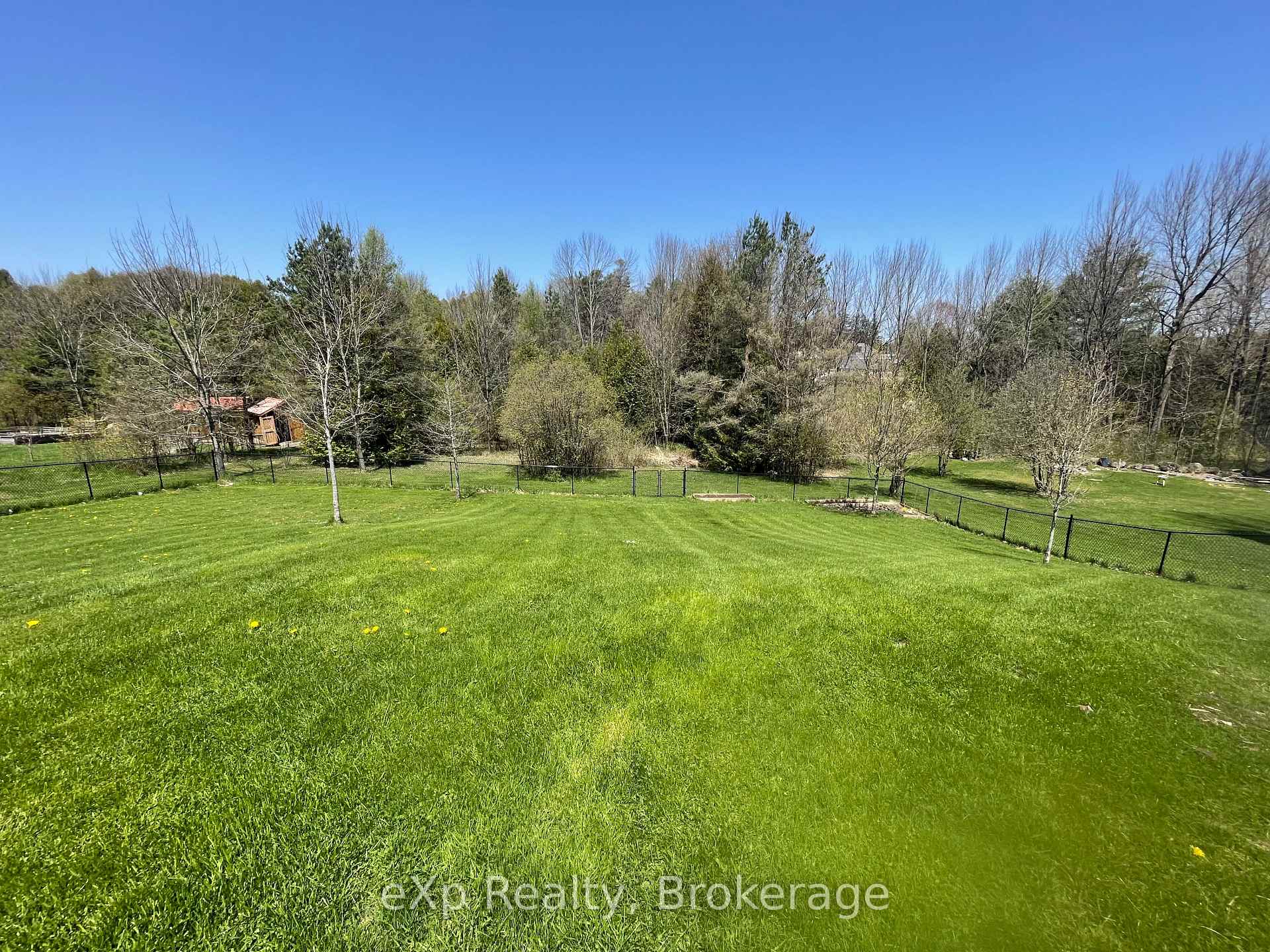 Photo 36 of 822813 Sideroad 1, Chatsworth — HOMEH